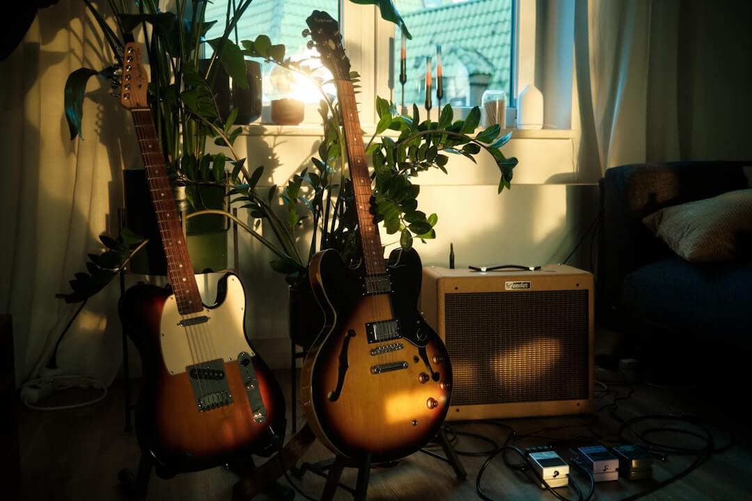 electric guitar and amp for beginners hero header image