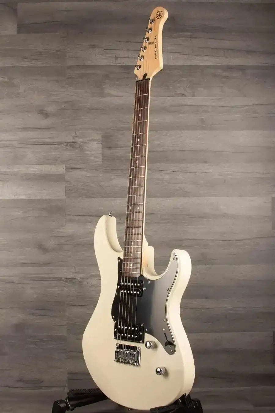 Yamaha Pacifica 120HVW - MusicStreet