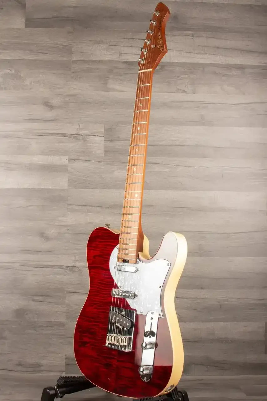 Aria 615 Mk2 Ruby Red - MusicStreet