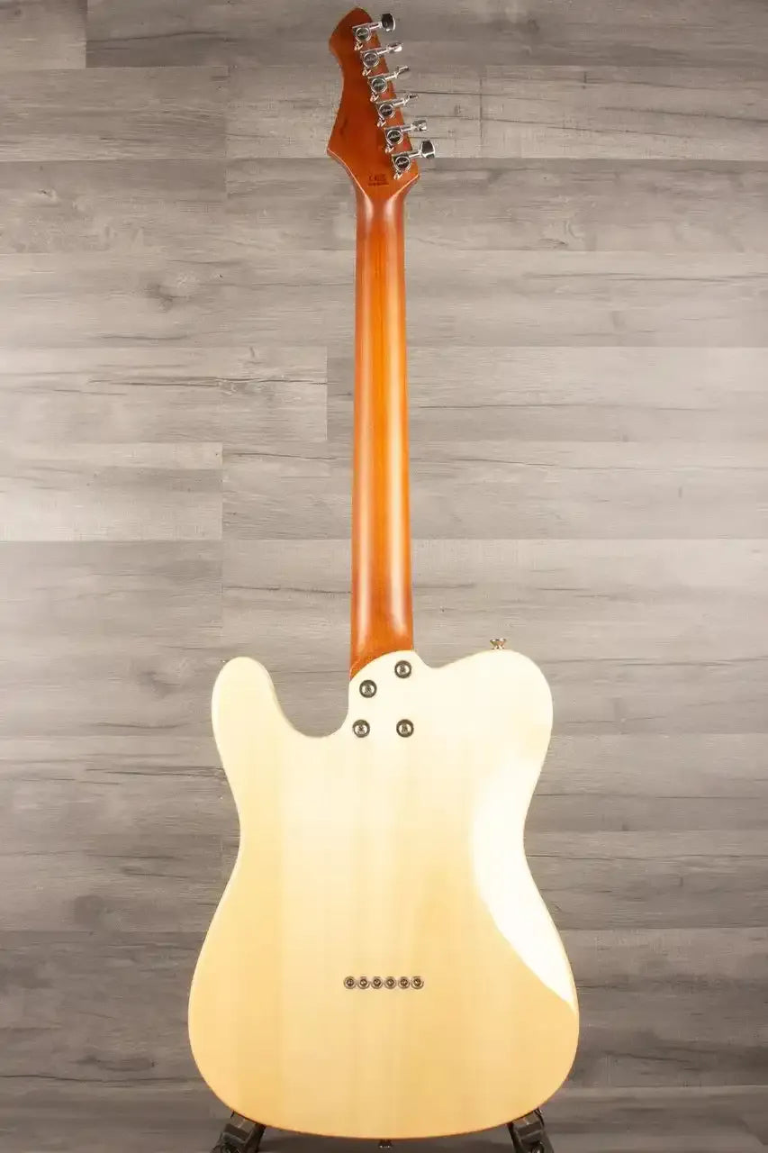 Aria 615 Mk2 Ruby Red - MusicStreet