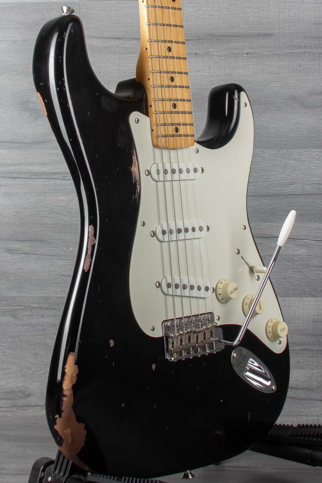 USED - Fender American Vintage Reissue 56 Stratocaster Black