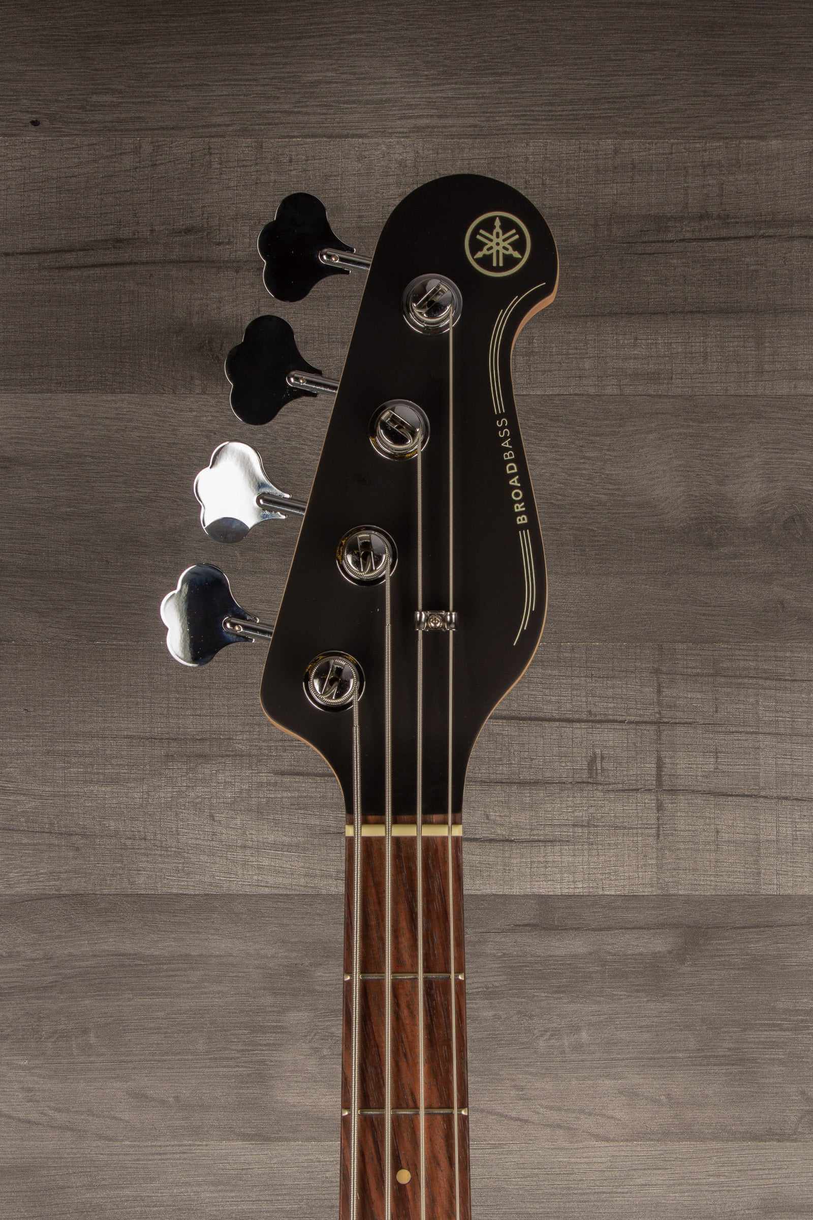 Yamaha BB234 Bass - Raspberry red