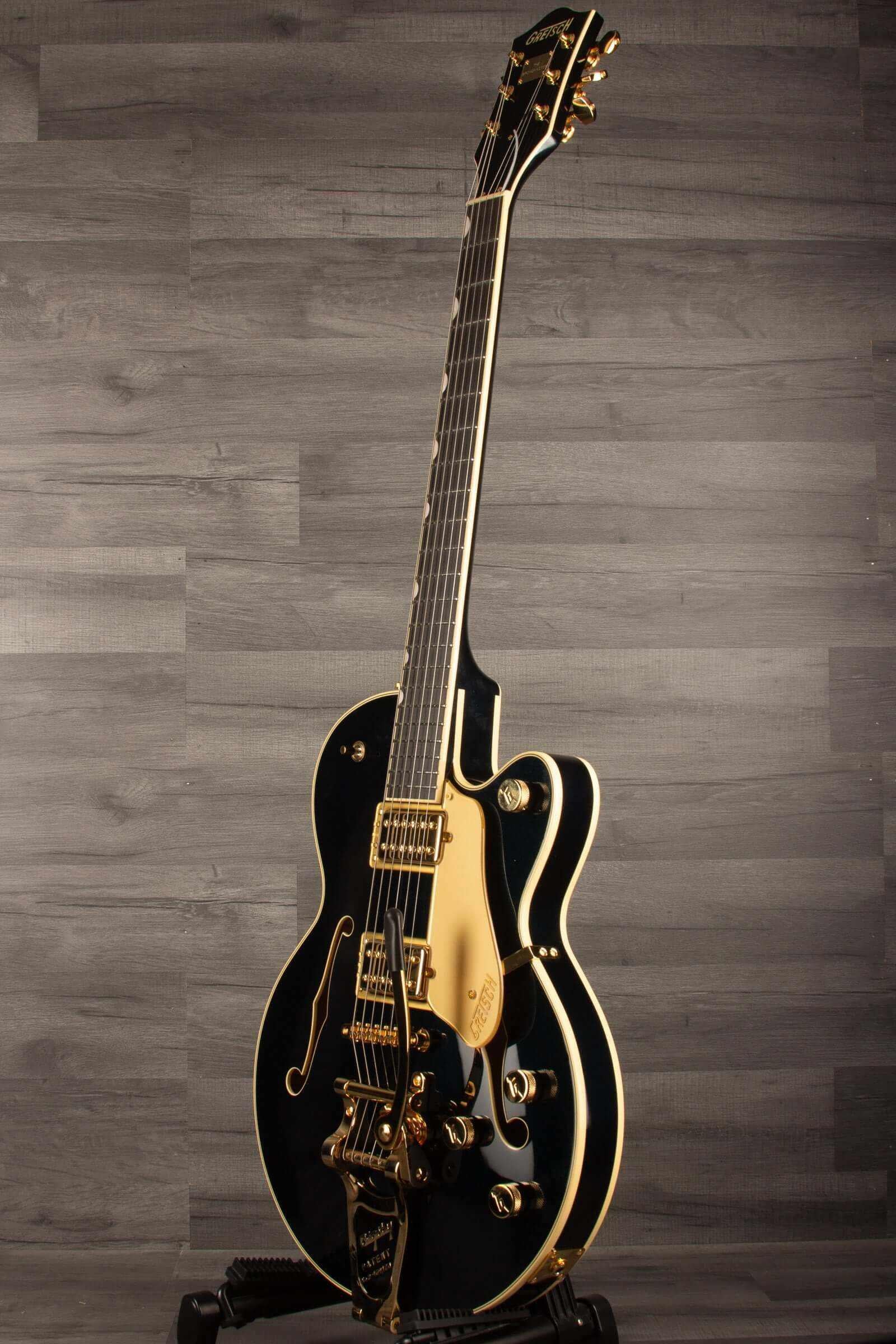 Gretsch Broadkaster® Jr. LX Center Block guitar in Midnight Sapphire with gold hardware and ebony fingerboard.