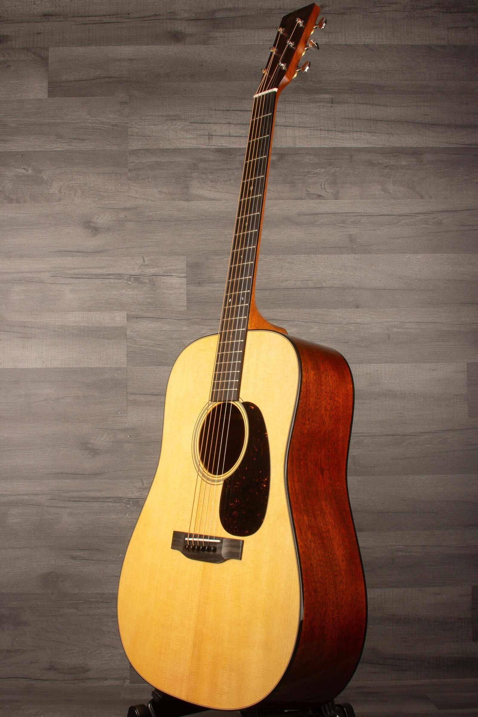 Martin D-18 Acoustic guitar