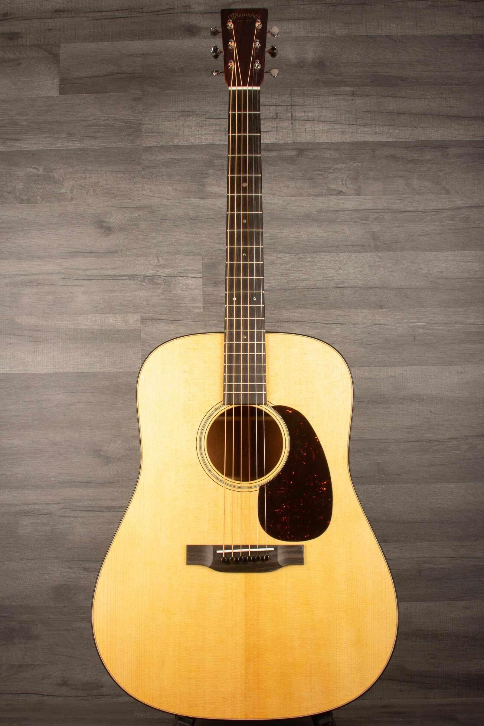 Martin D-18 Acoustic guitar