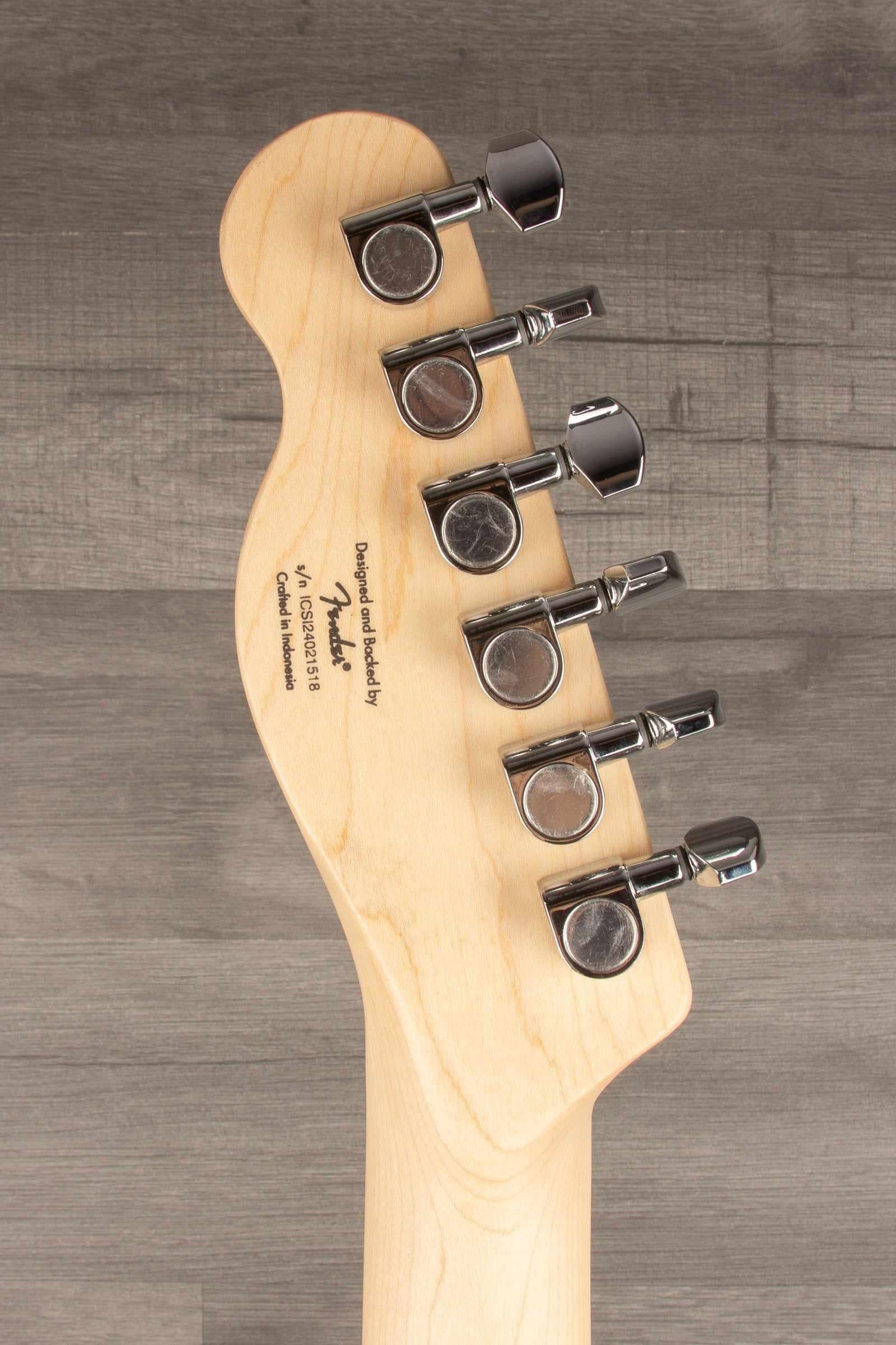 Squier Sonic® Esquire® H, Maple Fingerboard, Black Pickguard, Arctic White