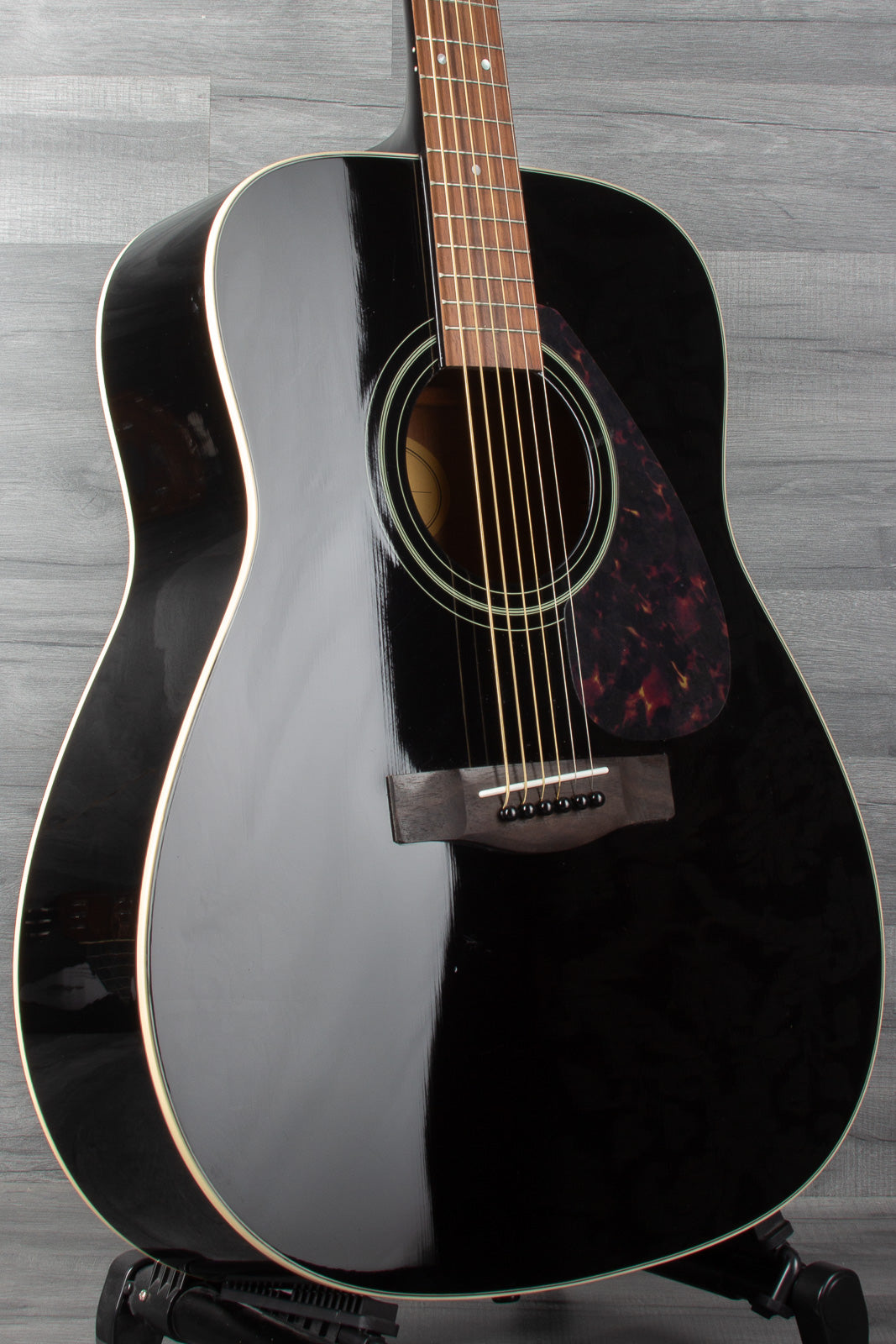 USED - Yamaha F370 Black
