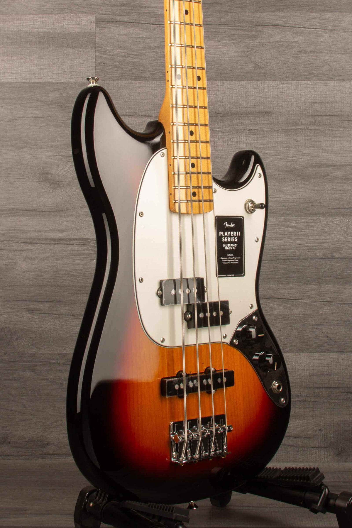 Fender Player II PJ Mustang