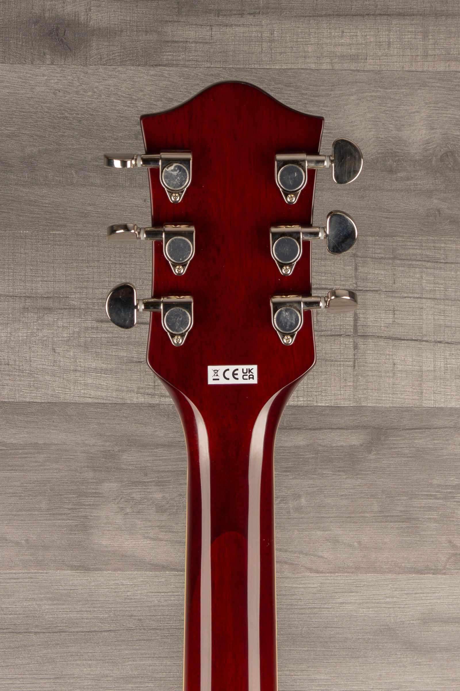 Gretsch G2622T Streamliner™ Center Block Double-Cut with Bigsby®, Laurel Fingerboard, Broad’Tron™ BT-3S Pickups, Vintage White