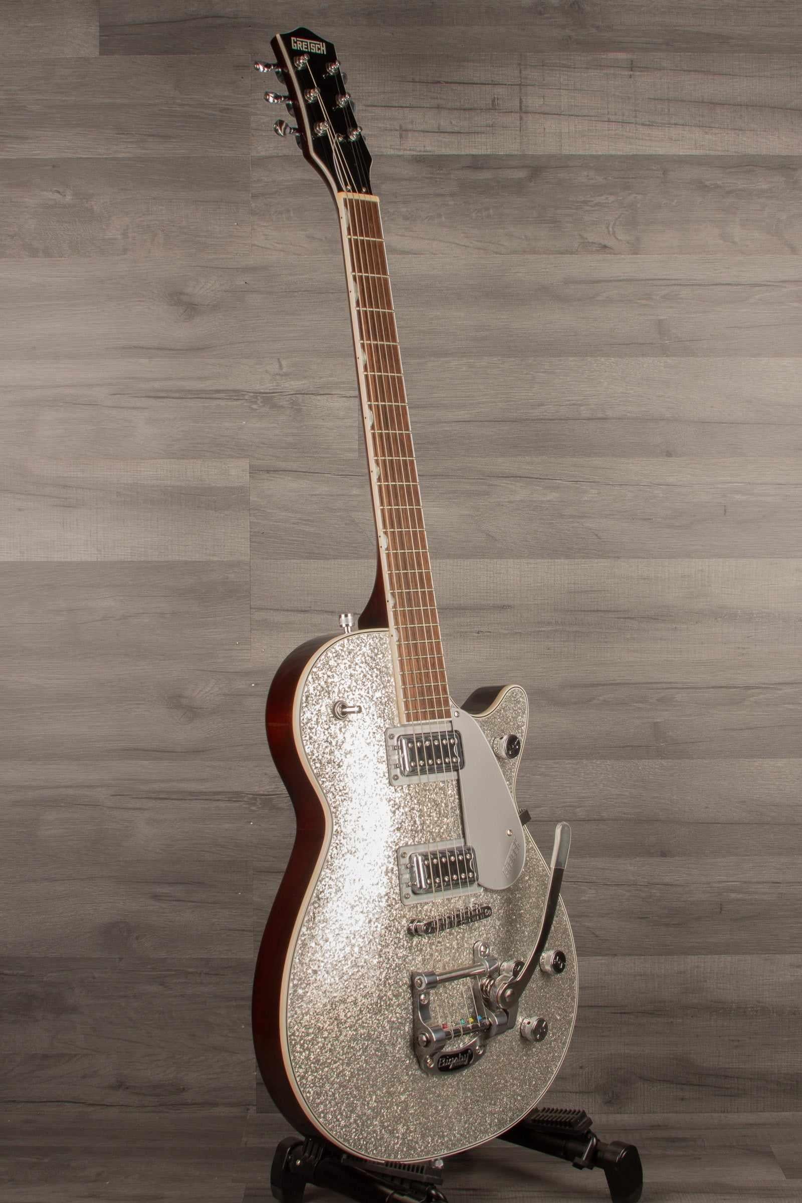 B Stock Gretsch G5230T Electromatic Sparkle Jet FT Single-Cut with Bigsby in Silver Sparkle finish.