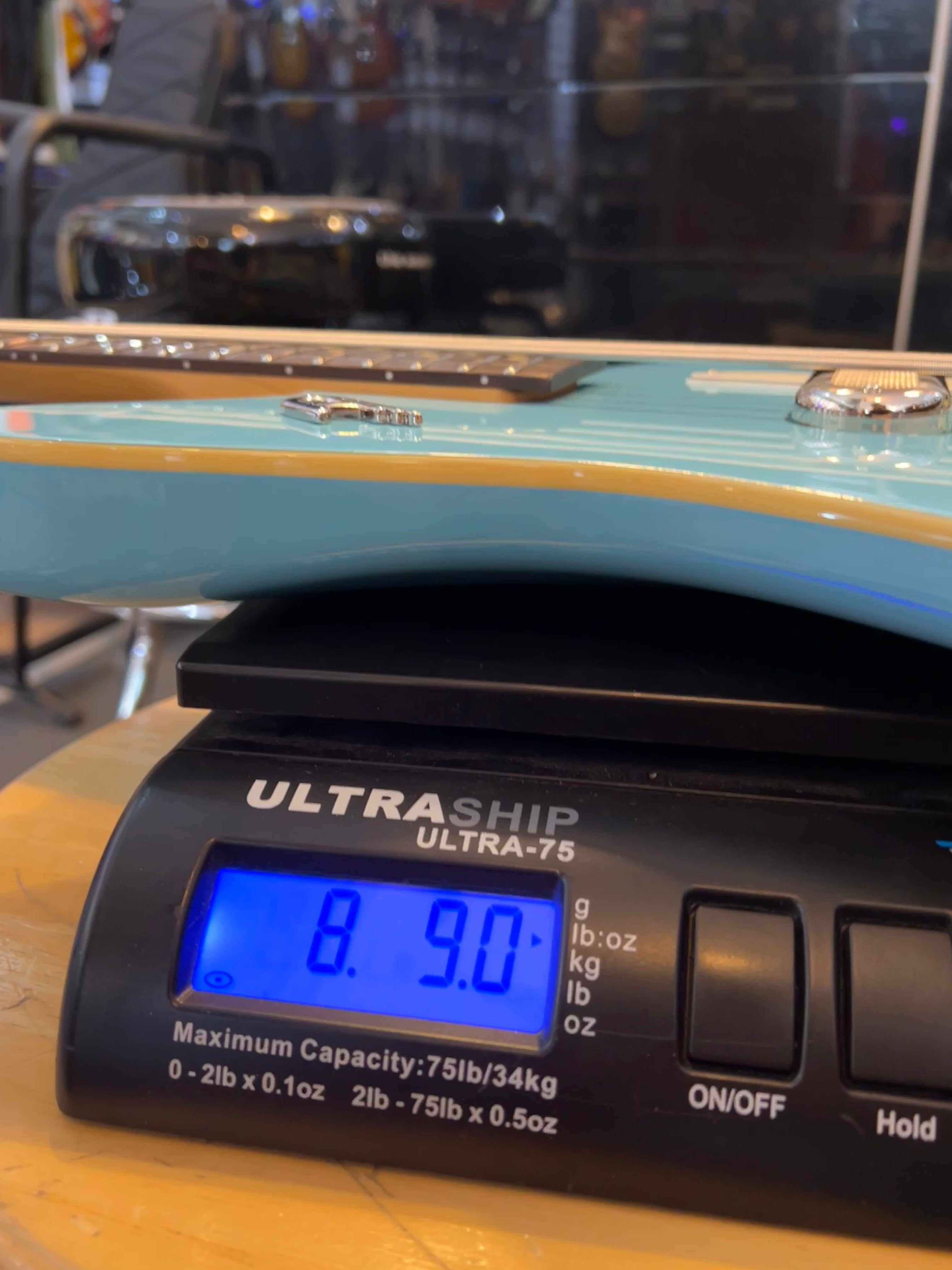 Duesenberg Kavalier Bass Guitar - Narvik Blue