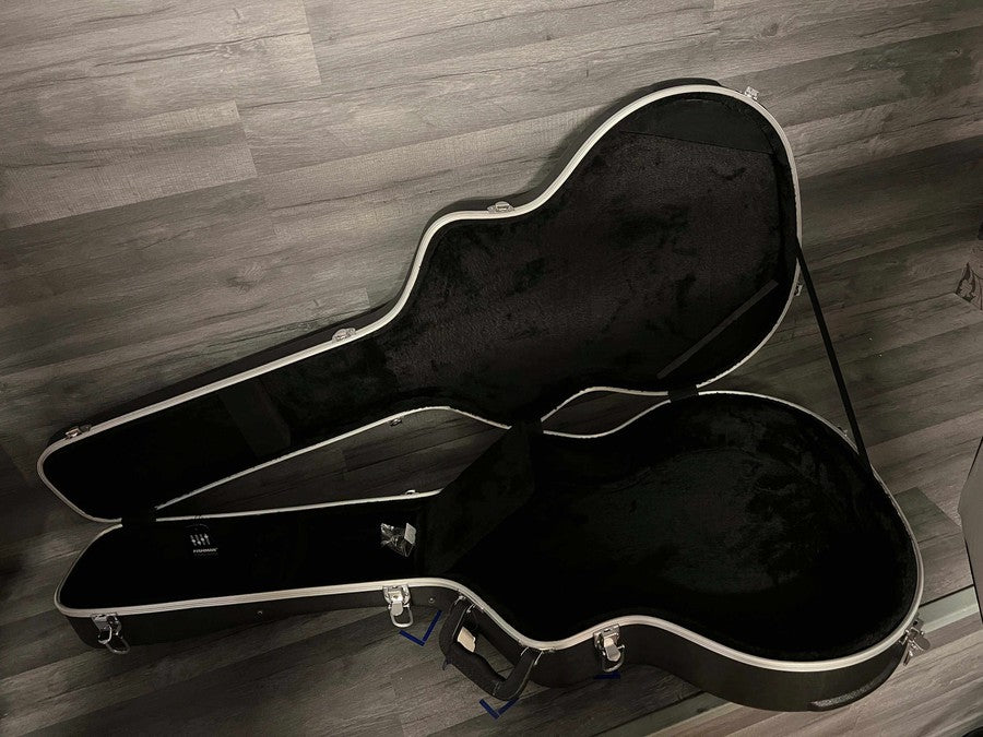 Tanglewood Hard case (super jumbo guitar)