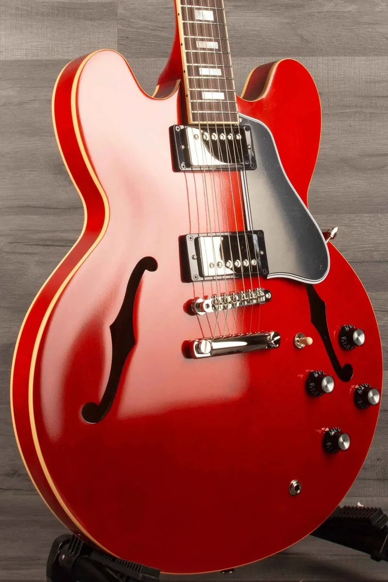 Epiphone Inspired by Gibson Custom 1962 ES-335 Reissue Semi-Hollow Electric Guitar in Sixties Cherry