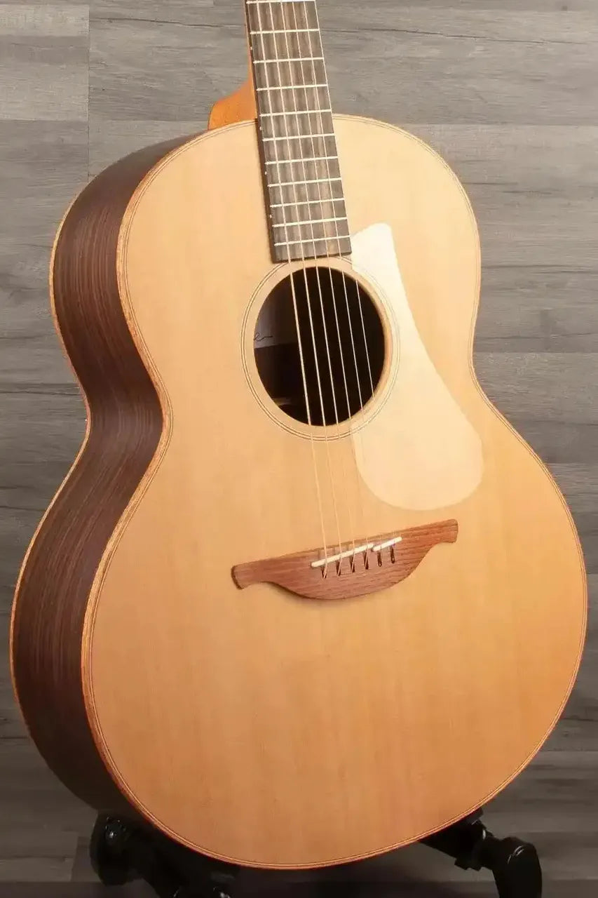 Lowden F-10 Acoustic Guitar – Original Series - MusicStreet