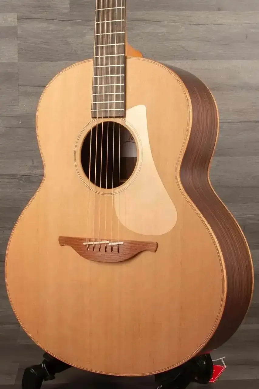Lowden F-10 Acoustic Guitar – Original Series - MusicStreet