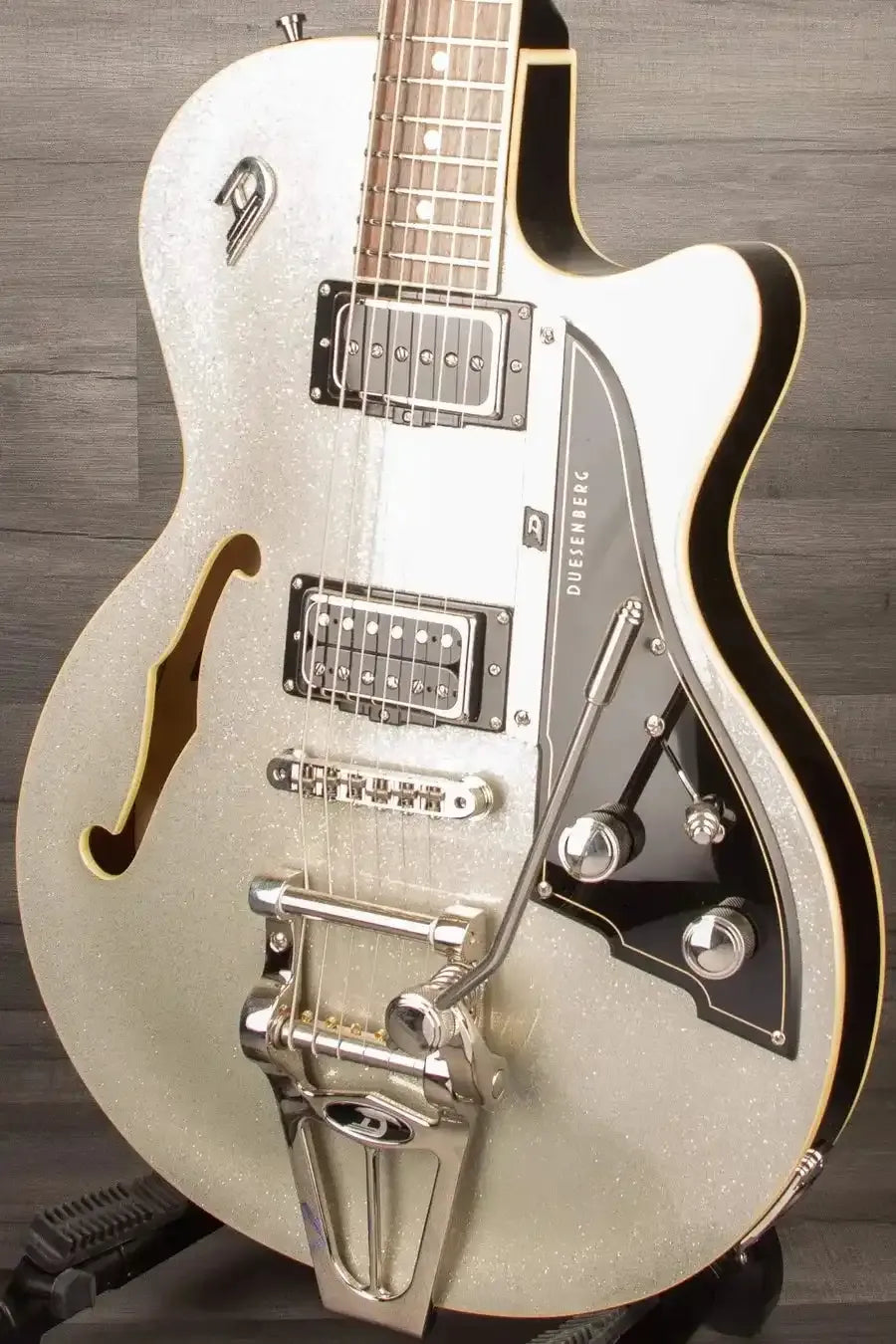 Duesenberg Starplayer Tv Electric Guitar In Silver Sparkle With Hard Case
