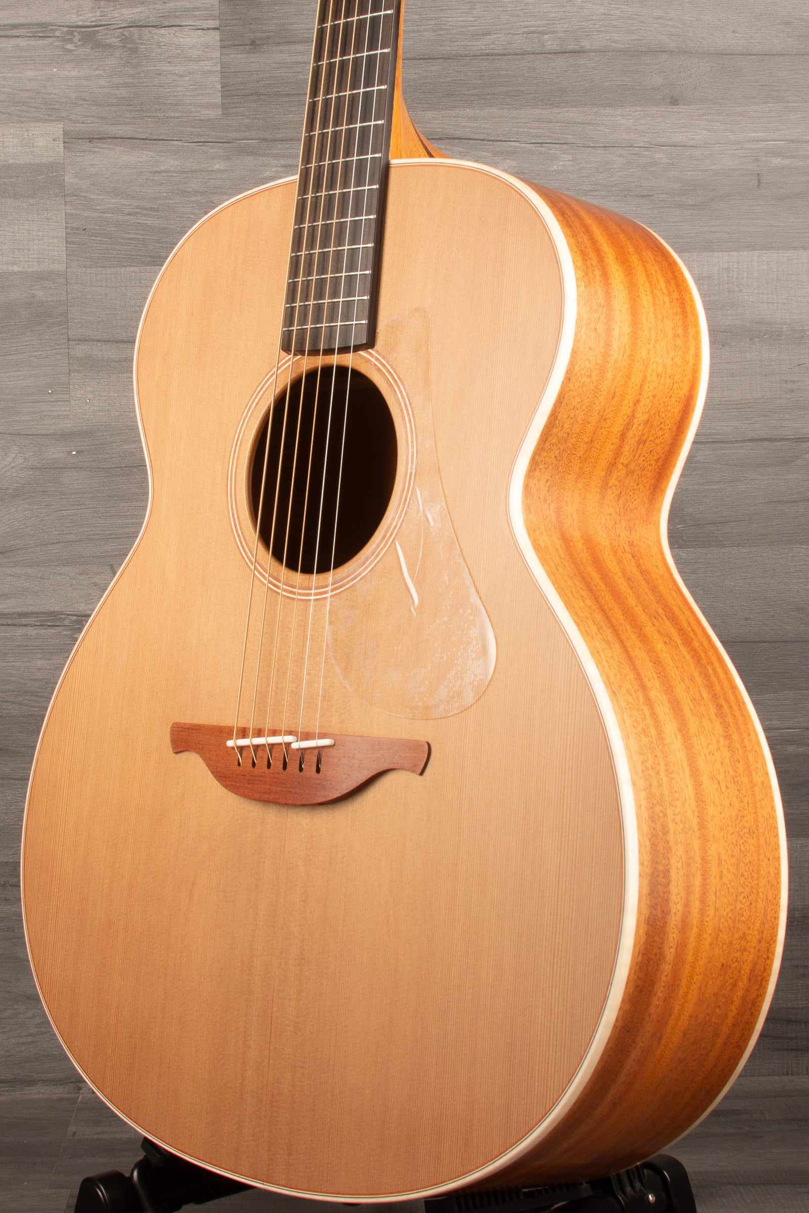 Lowden O-22 - Acoustic Guitar