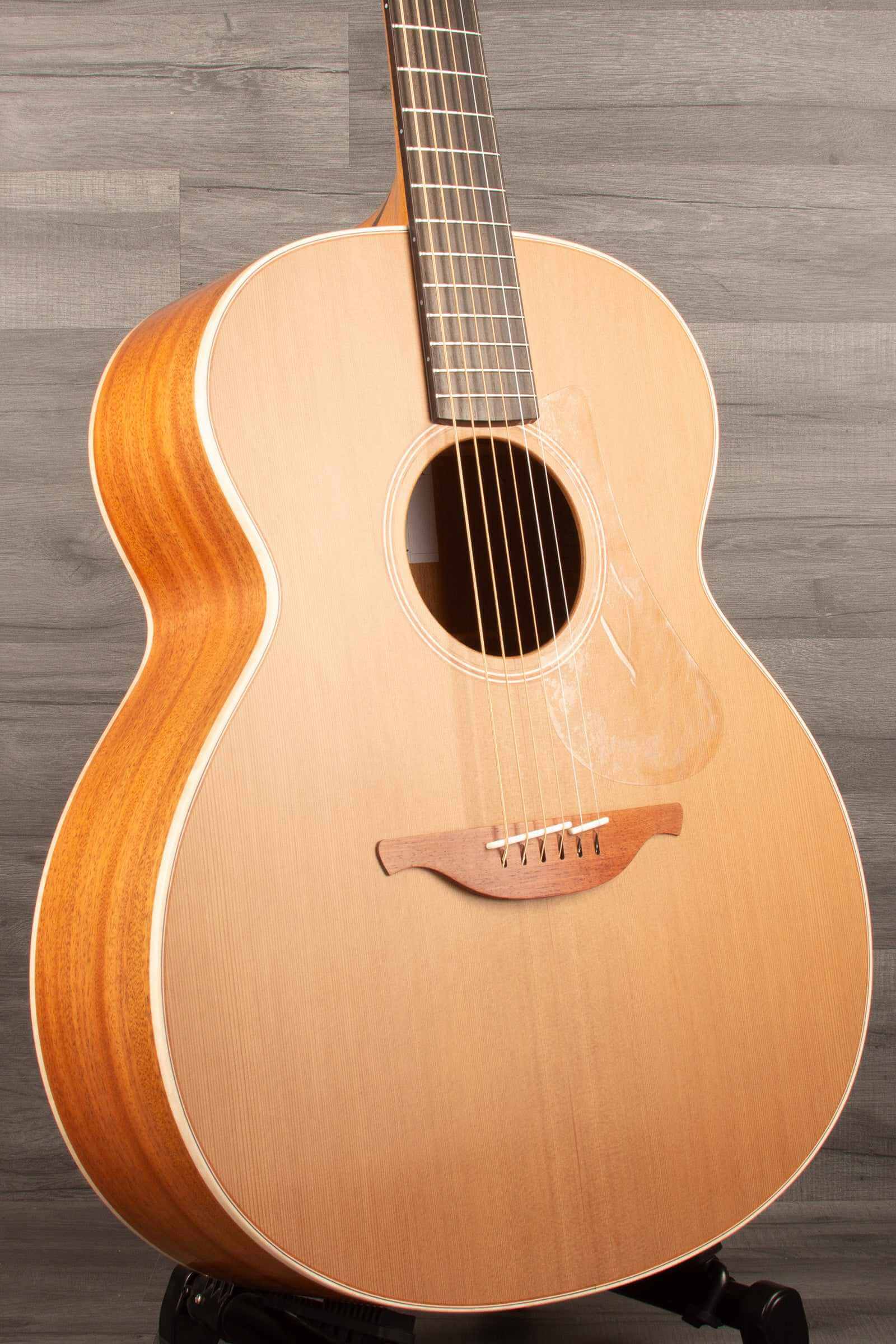 Lowden O-22 - Acoustic Guitar