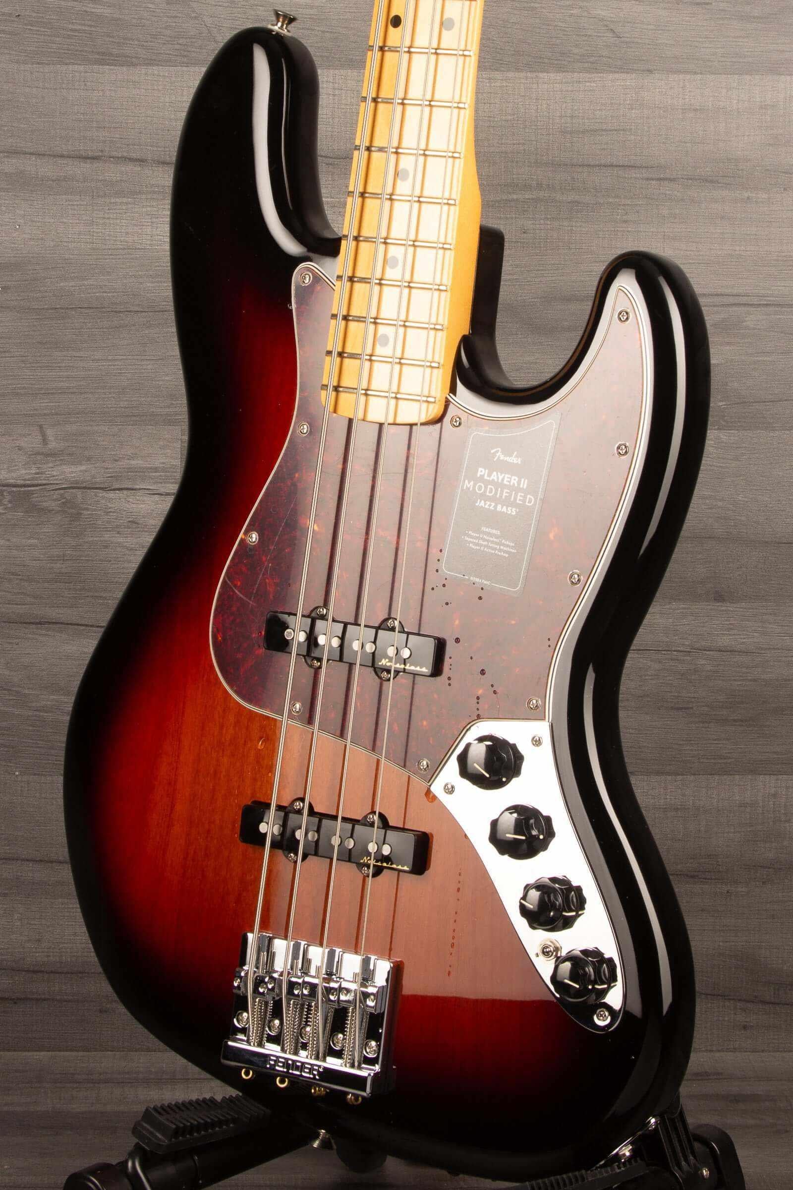 Fender Player II Modified Active Jazz Bass®, Maple Fingerboard, 3 Tone Sunburst