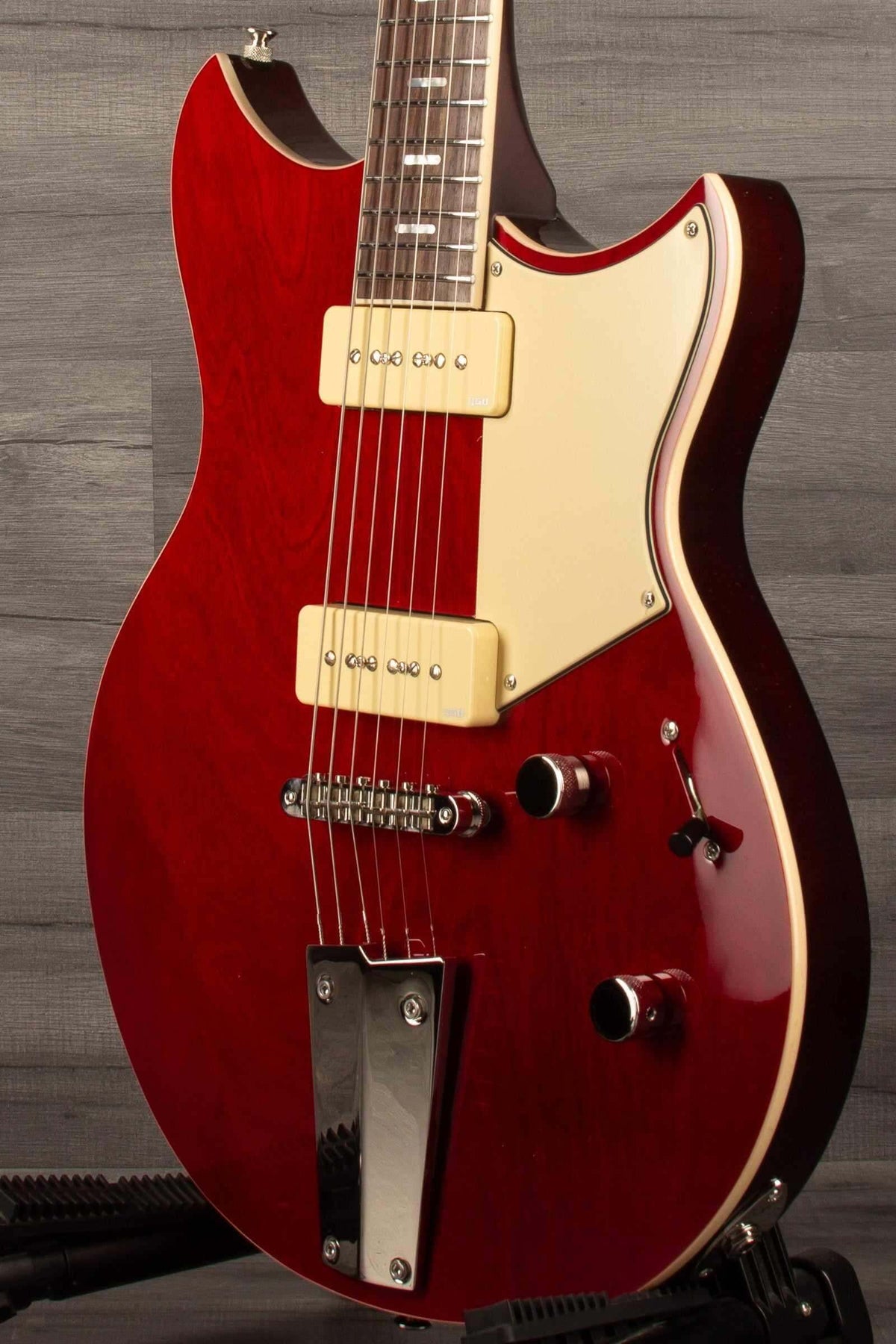 Yamaha RSS02T Revstar - Fire Red, electric guitar with unique body design and P90 pickups