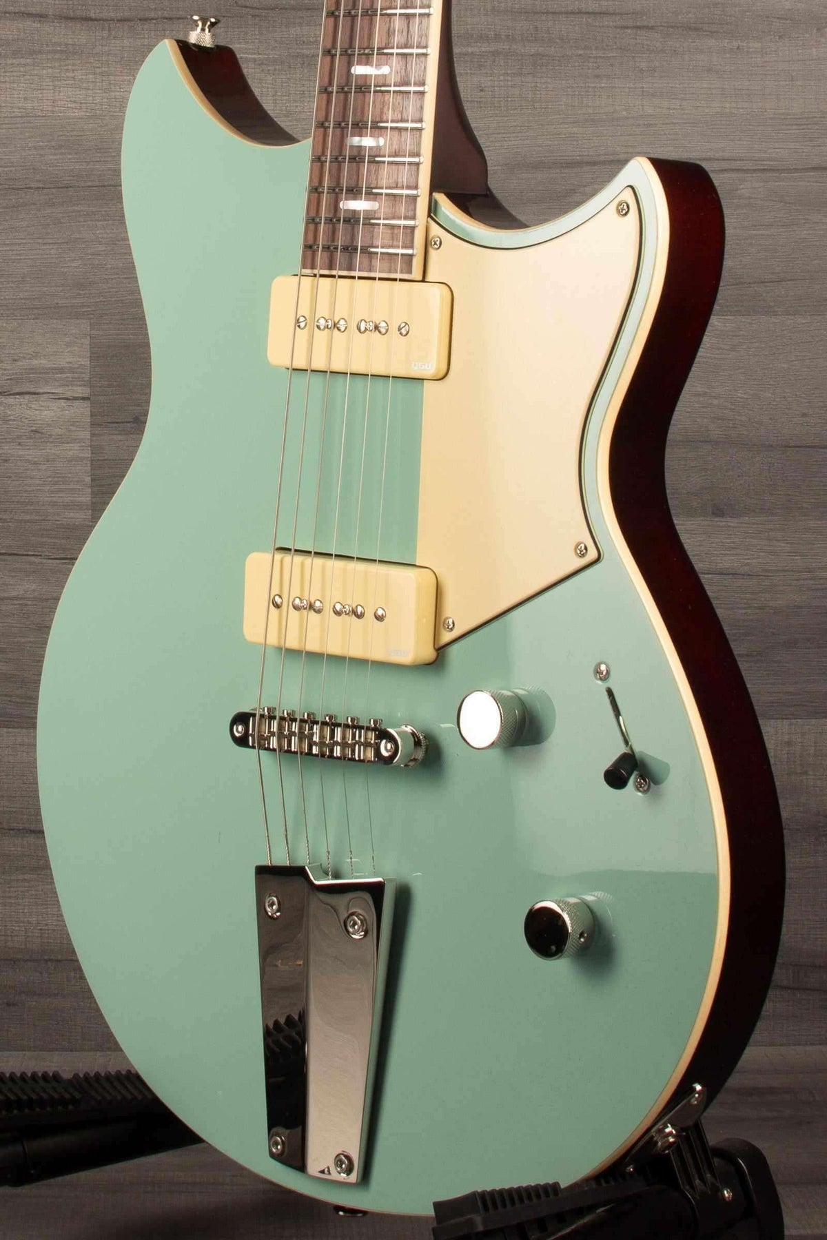 Yamaha RSS02T Revstar - Sonic Blue - MusicStreet