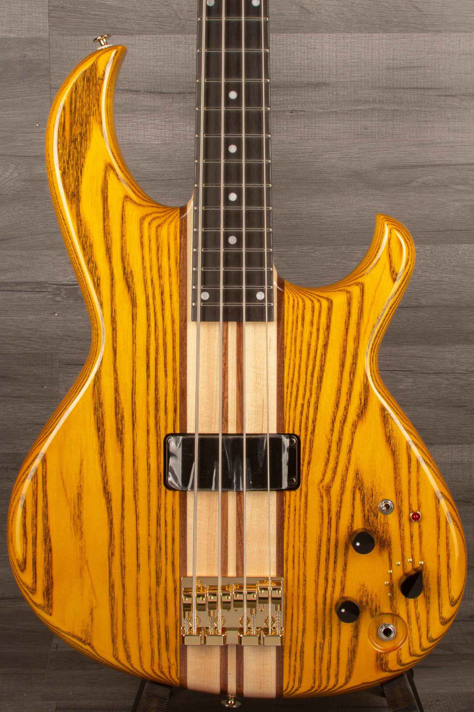 Aria SB-1000 (Japanese) Oak Finish - Bass Guitar