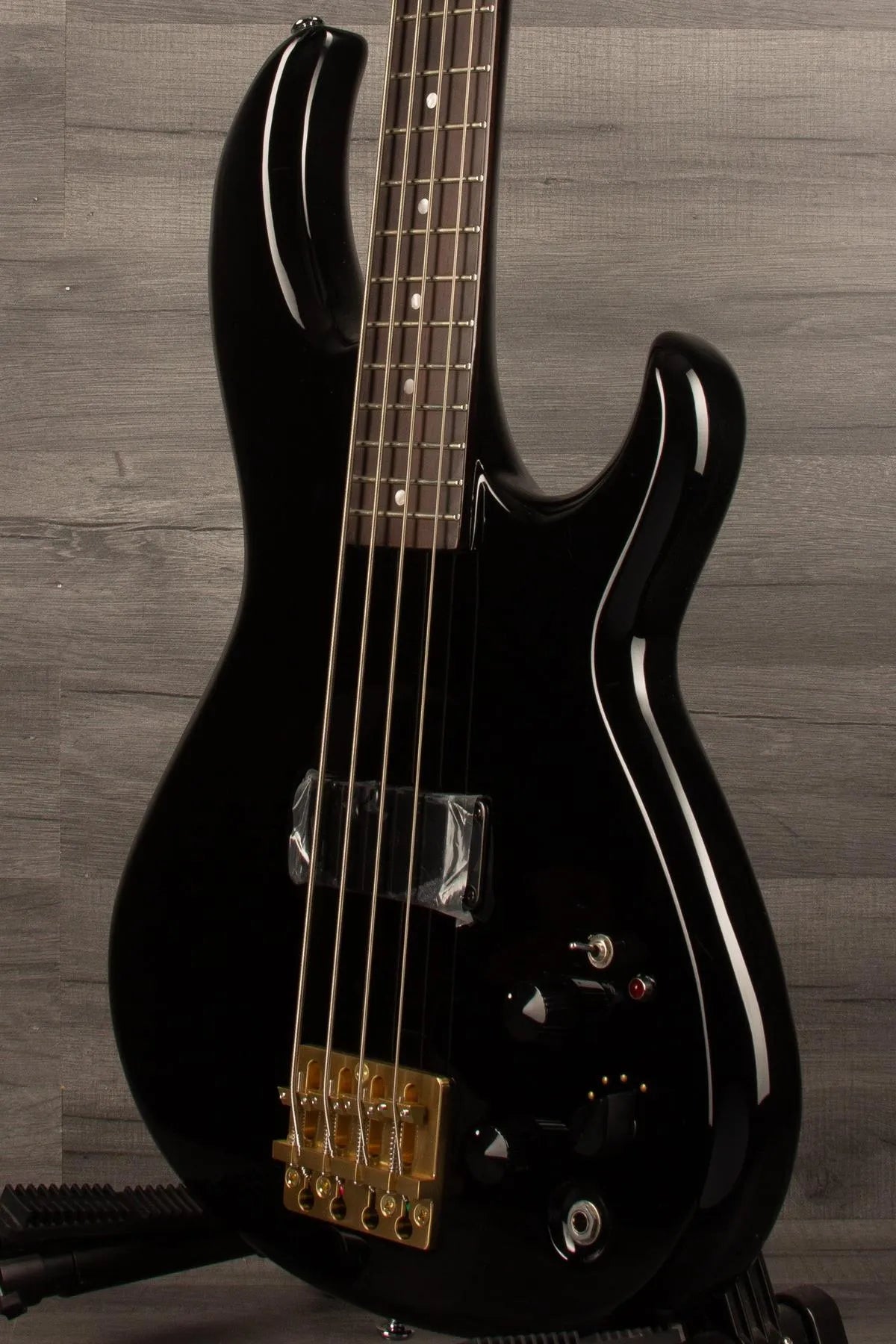 Aria SB CLB Cliff Burton