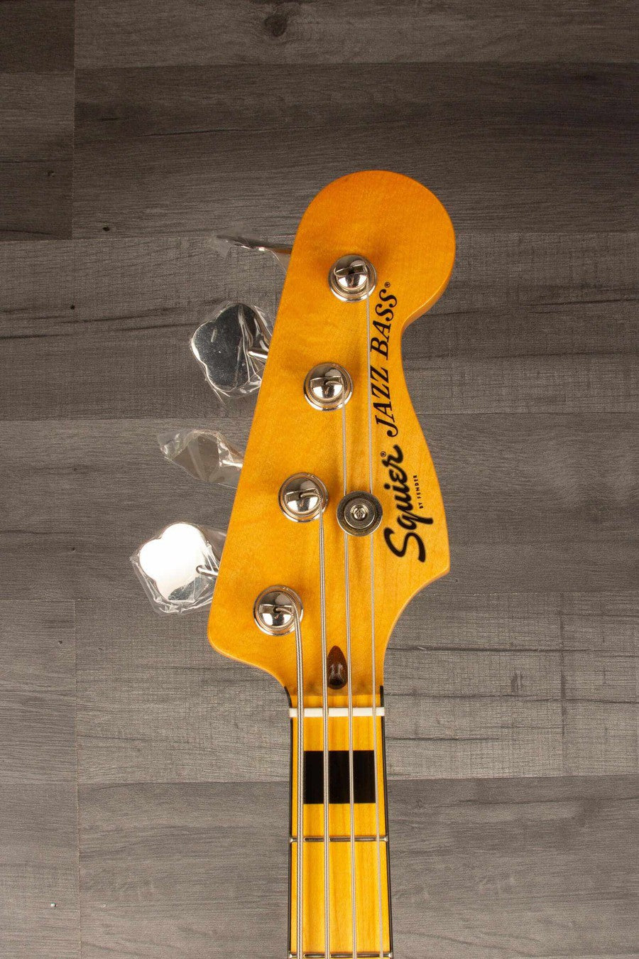 Squier Classic Vibe '70s Jazz Bass Guitar - 3 Tone Sunburst