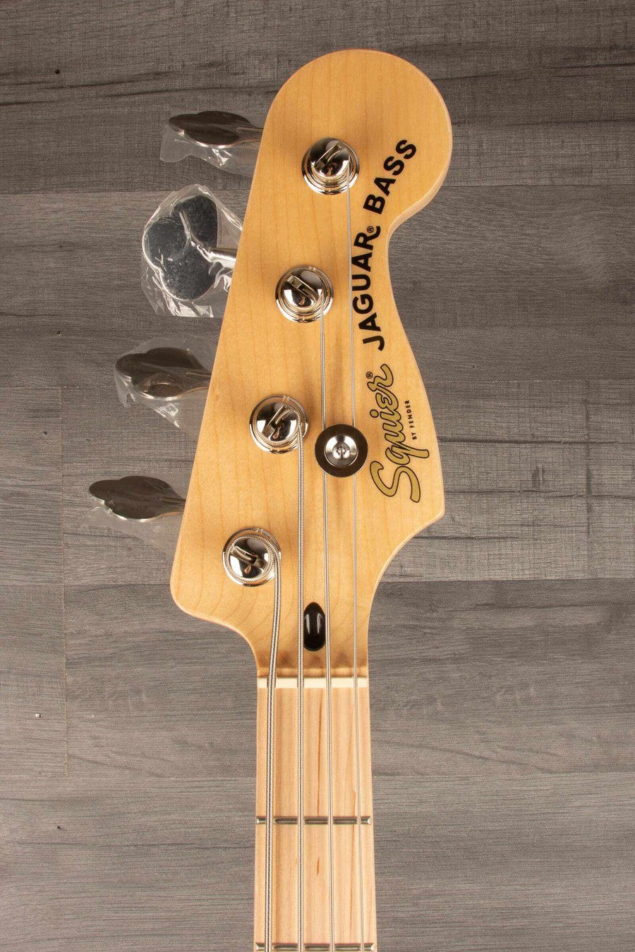 Squier Affinity Jaguar Bass