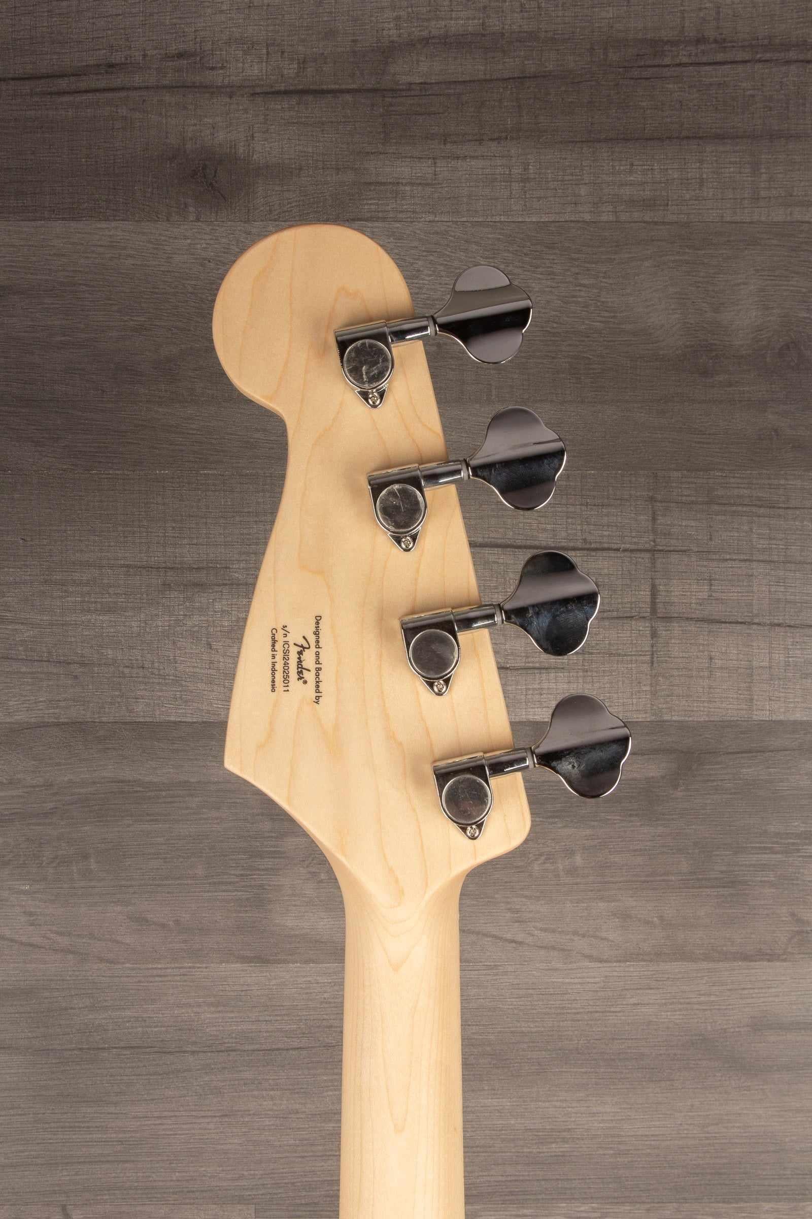 Squier Sonic® Bronco™ Bass, Maple Fingerboard, White Pickguard, Tahitian Coral