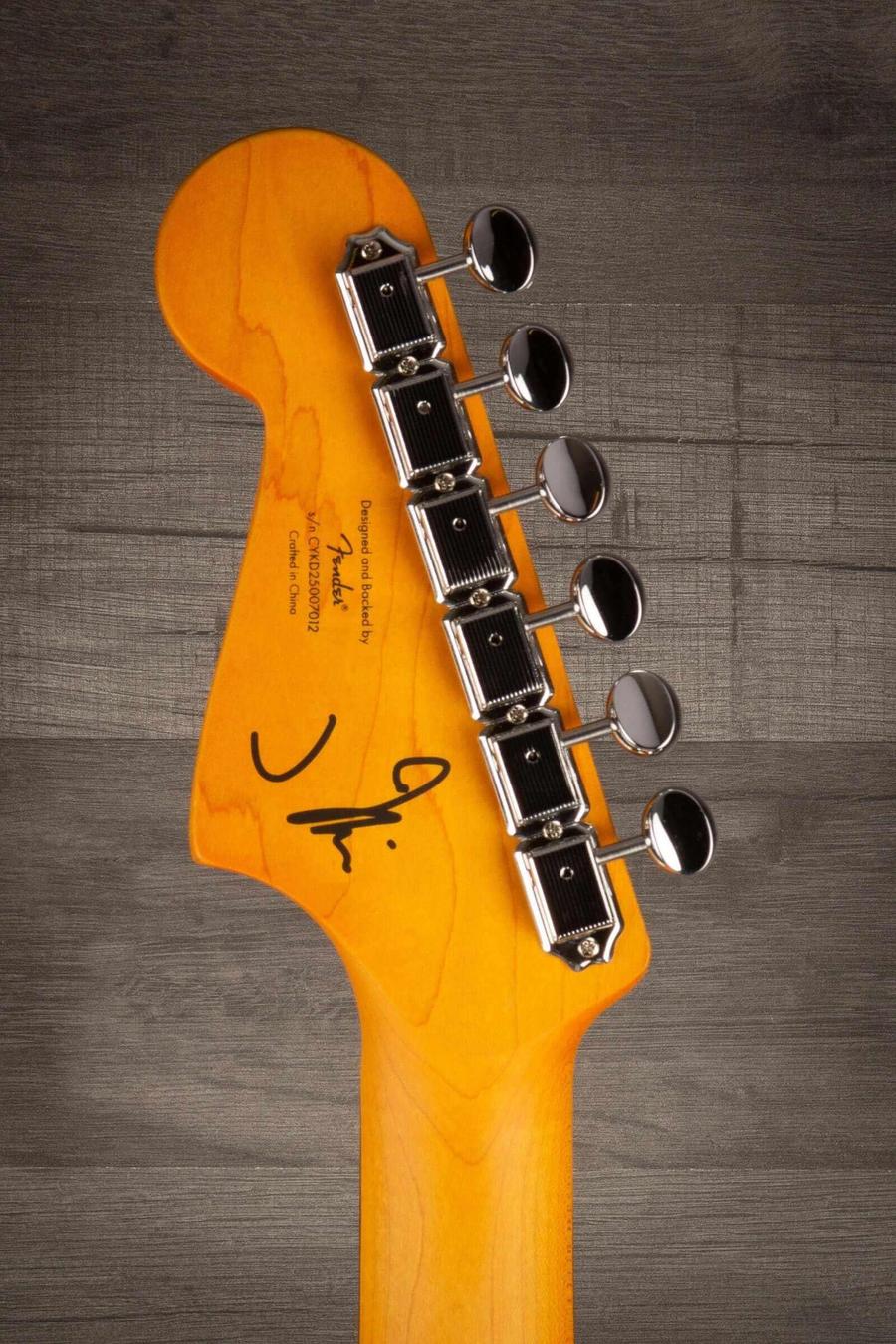Squier J Mascis Jazzmaster®, Laurel Fingerboard, Gold Anodized Pickguard, Vintage White