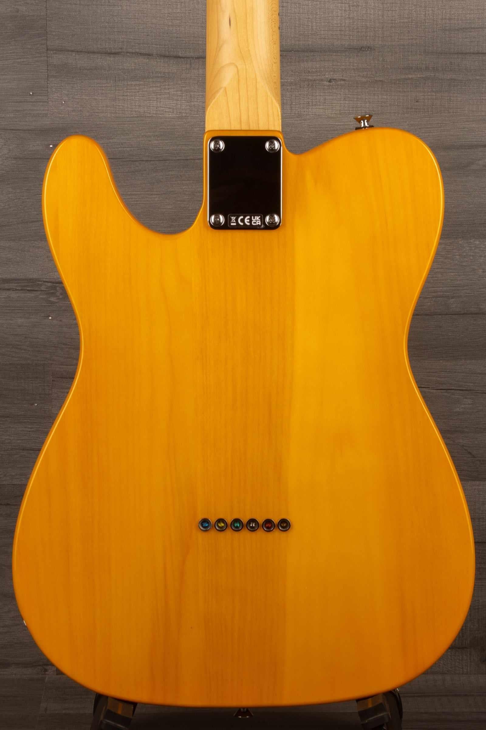 Fender Standard Telecaster®, Maple Fingerboard, Black Pickguard, Butterscotch Blonde
