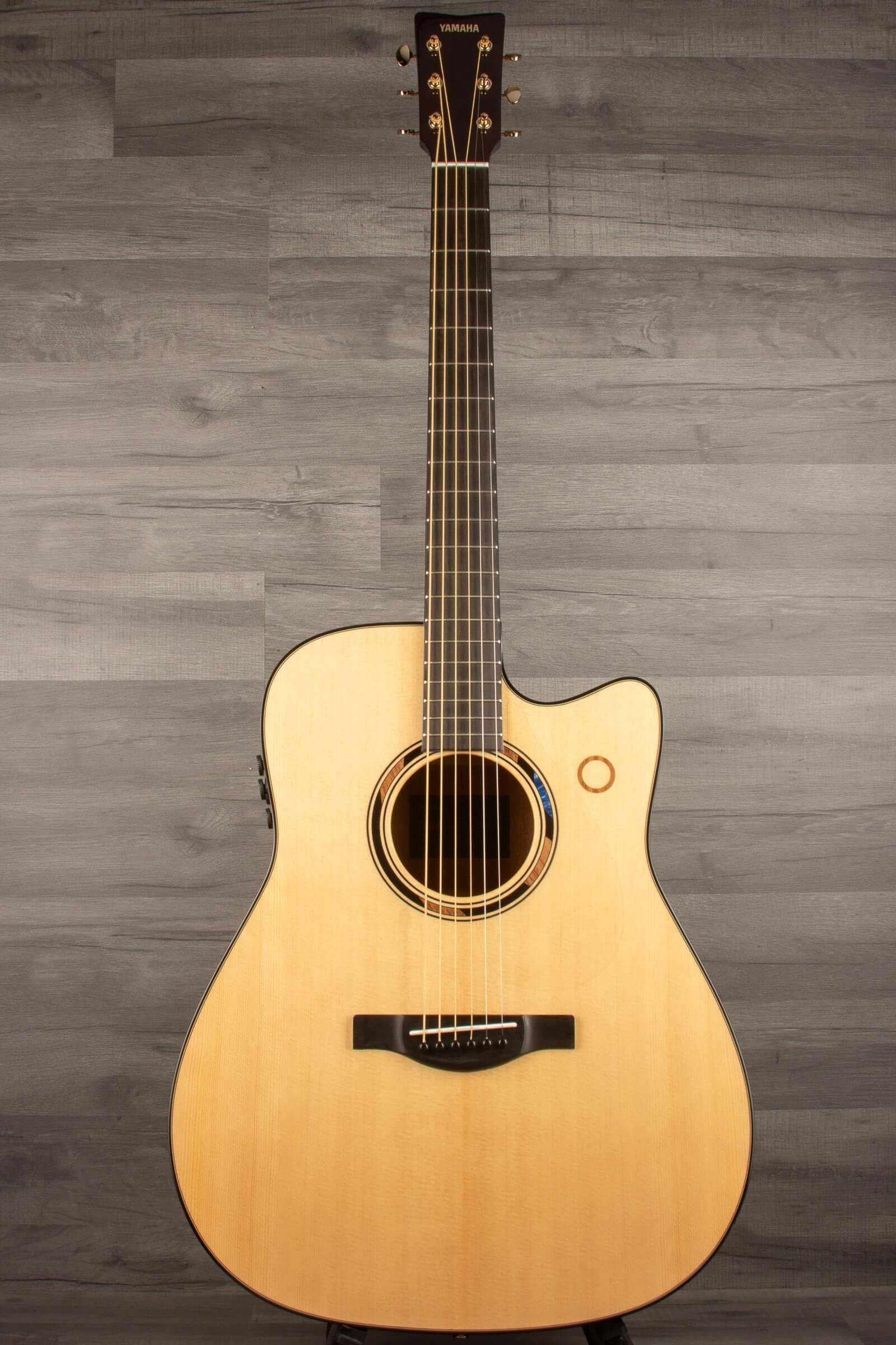Yamaha TAG3C TransAcoustic Guitar - Natural