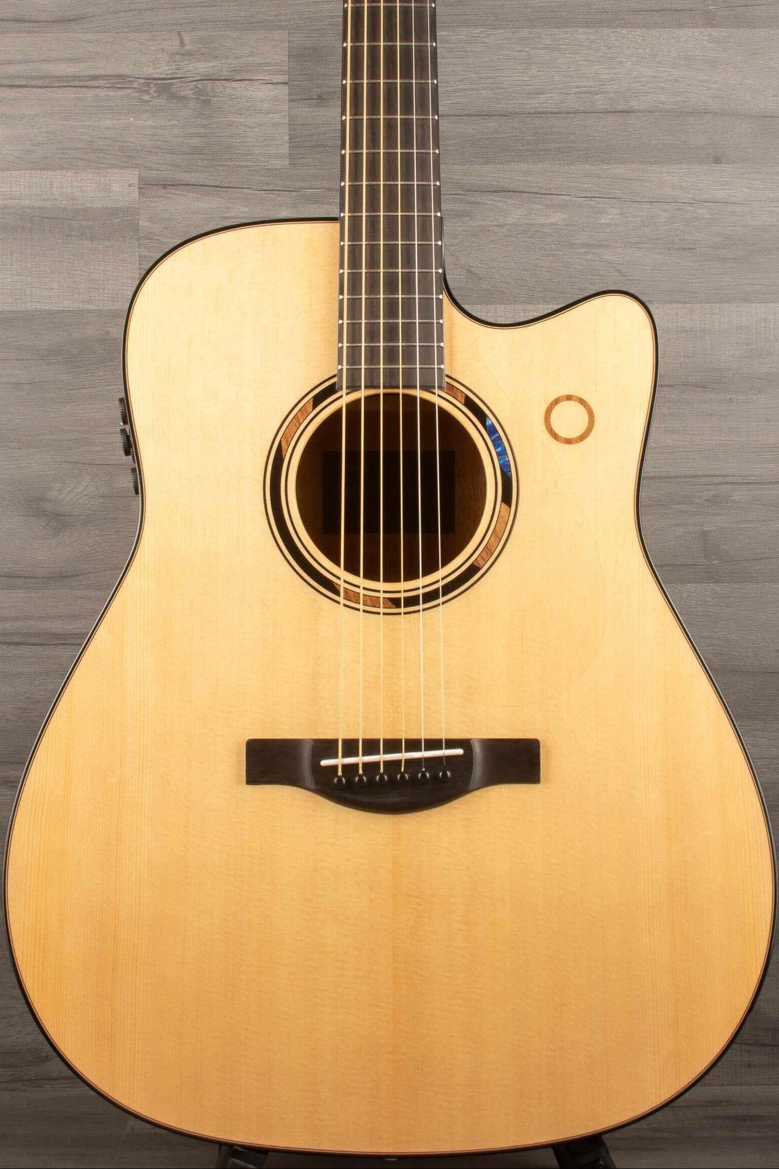 Yamaha TAG3C TransAcoustic Guitar - Natural