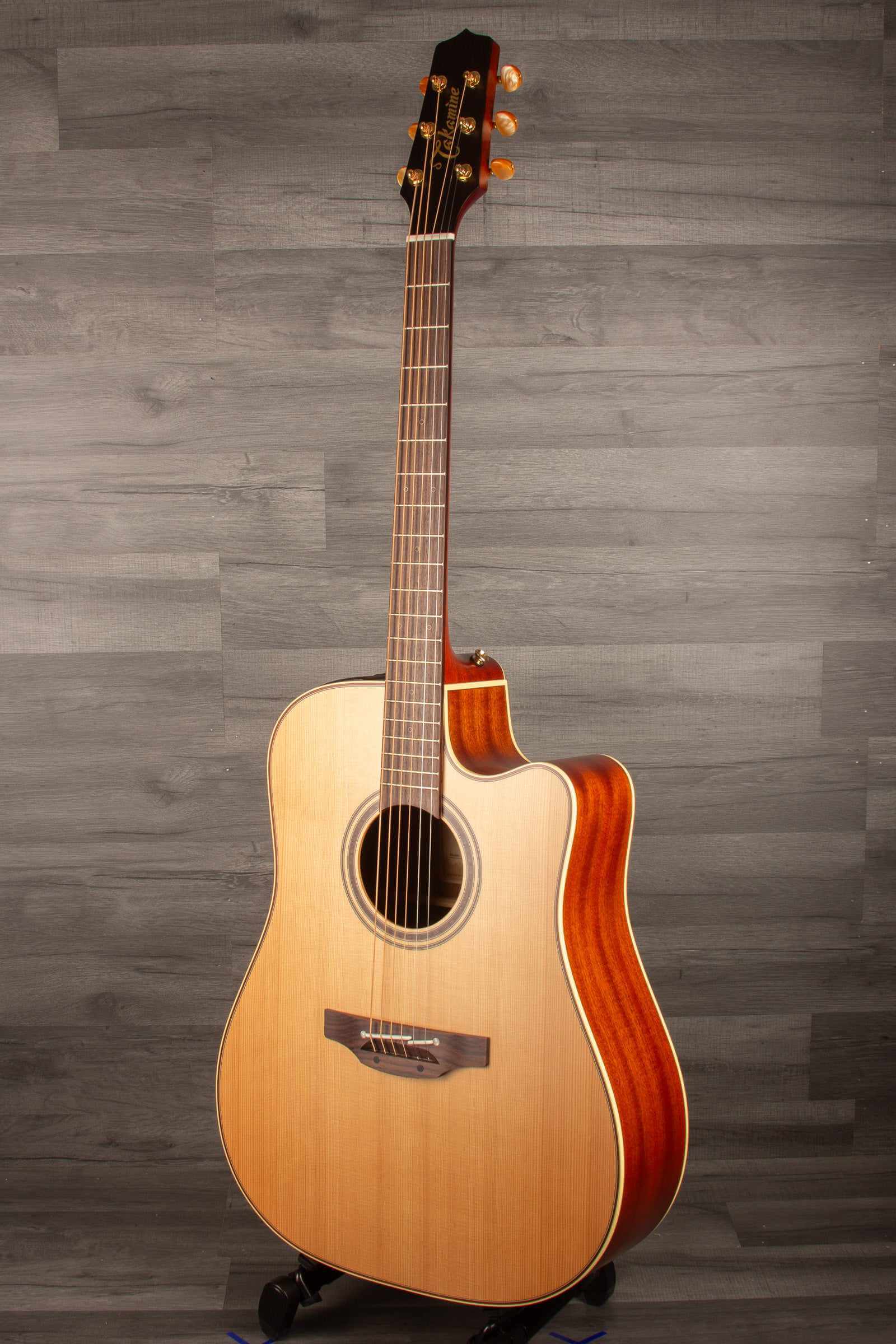 Takamine P3DC Acoustic Guitar