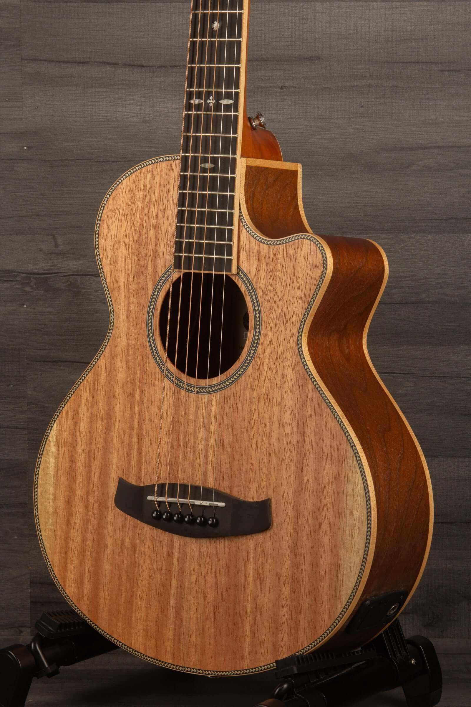 Tanglewood DBT-TCEBW