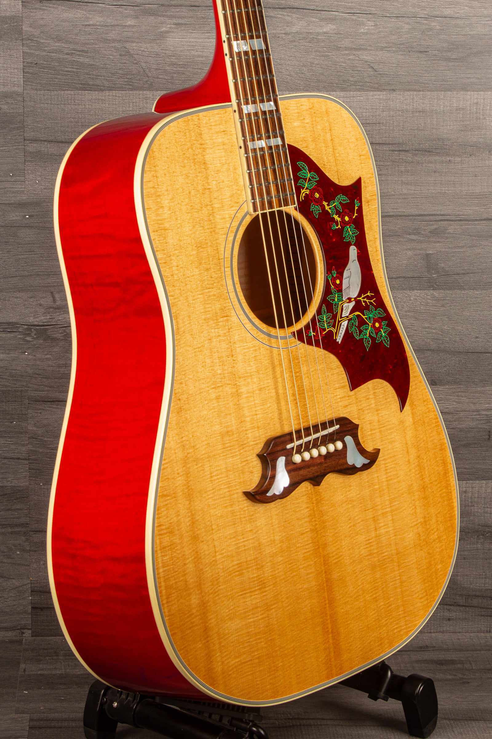 USED - Gibson Dove Acoustic Guitar