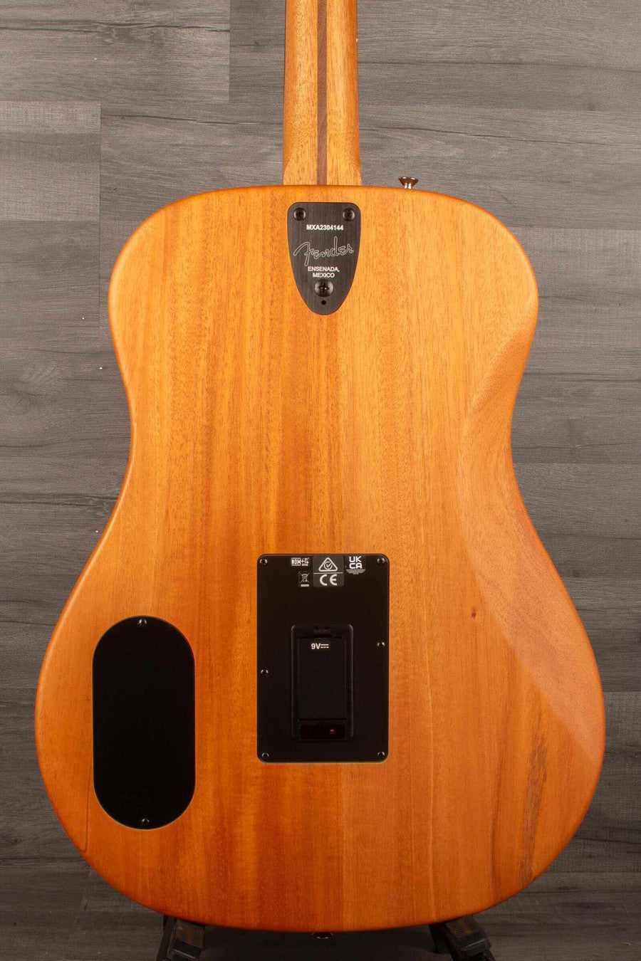 USED - Fender Highway Series Dreadnought Electro Acoustic - Natural