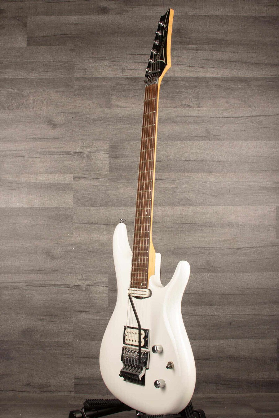 USED - Ibanez JS2400 Electric Guitar White