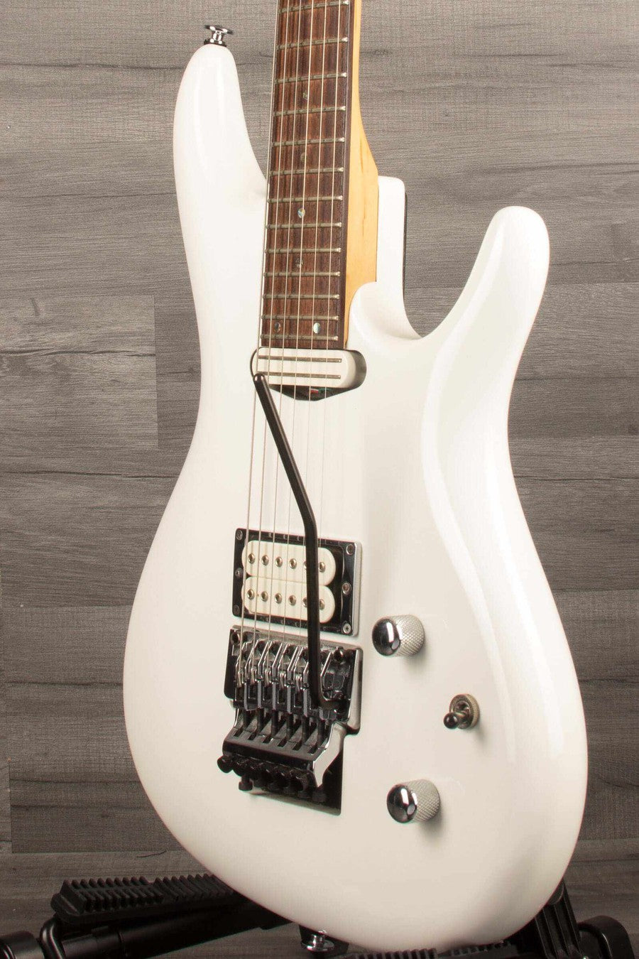 USED - Ibanez JS2400 Electric Guitar White