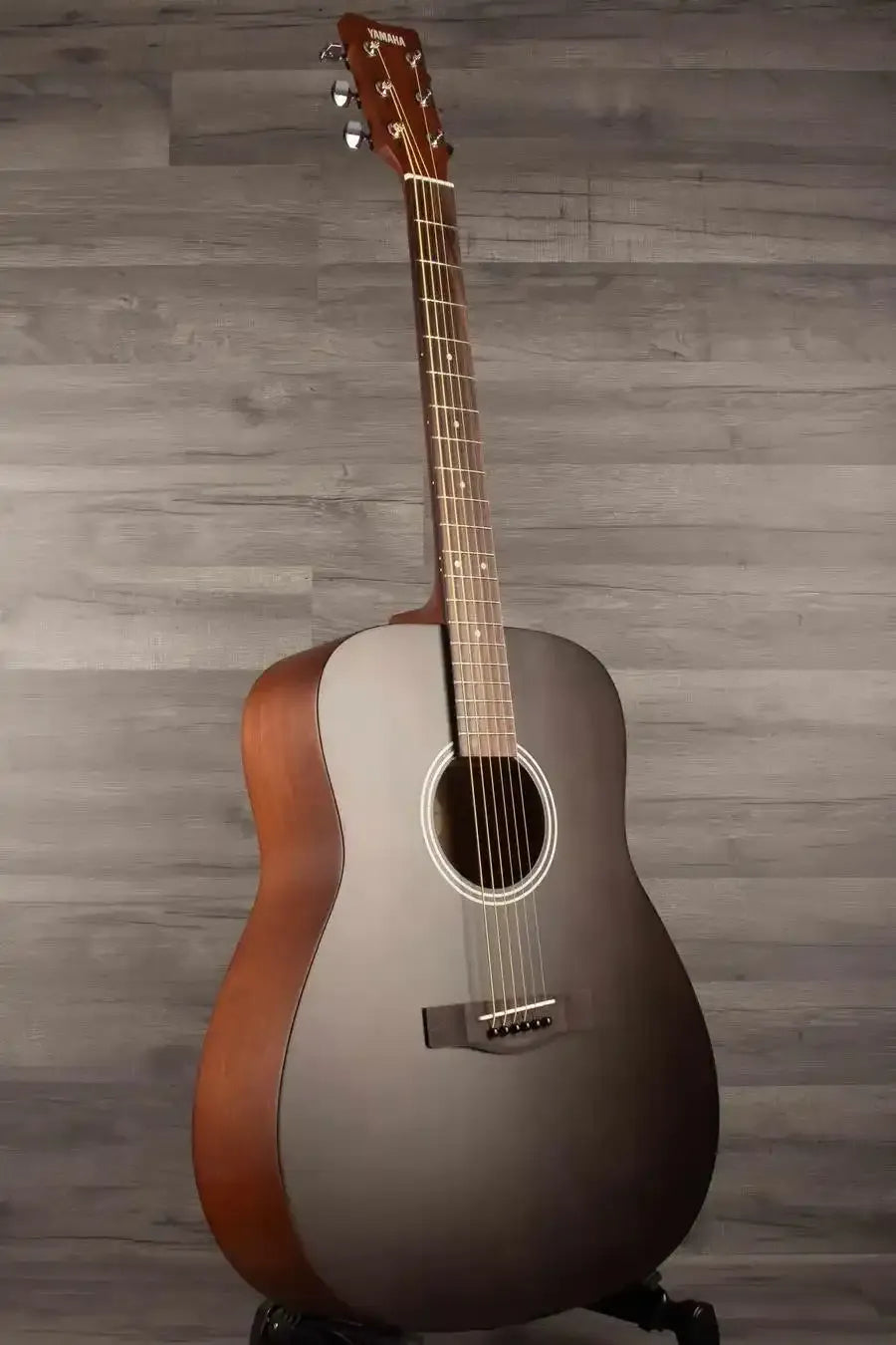 Yamaha F400 Black Satin - MusicStreet