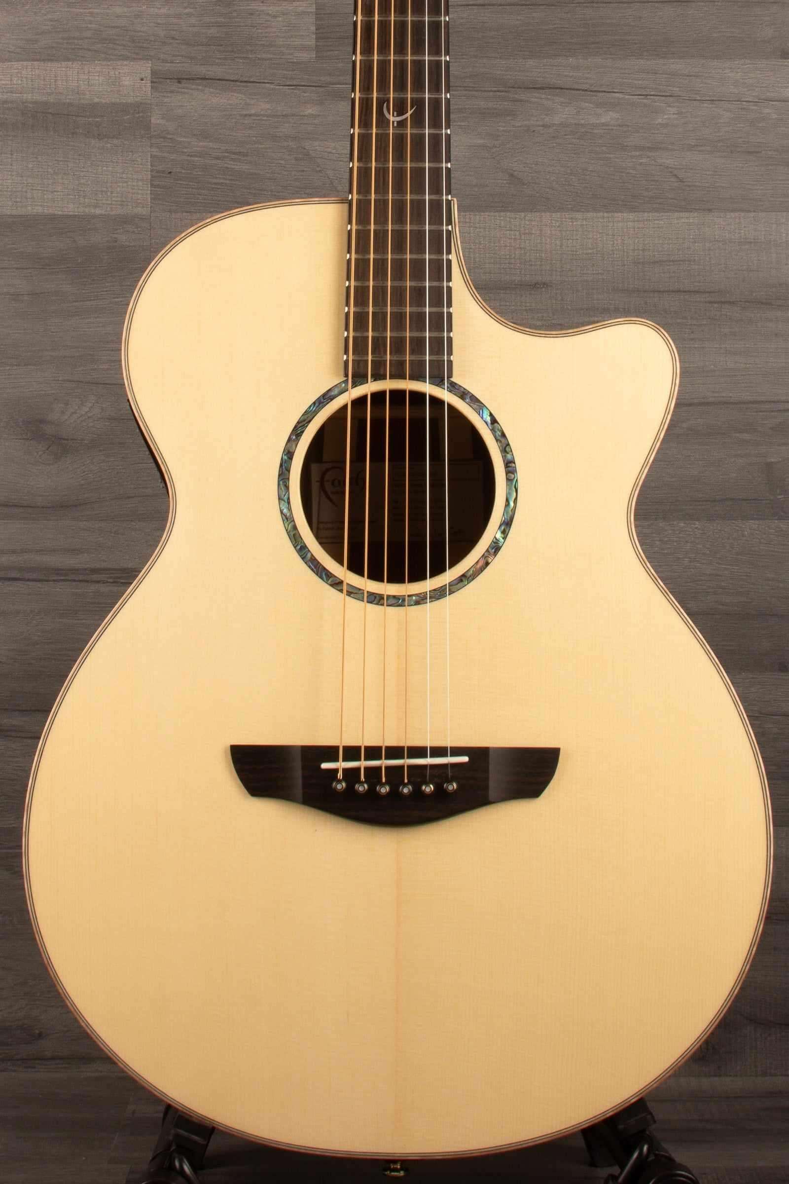 Faith HI GLOSS 3pc Series Venus CE Inc Case