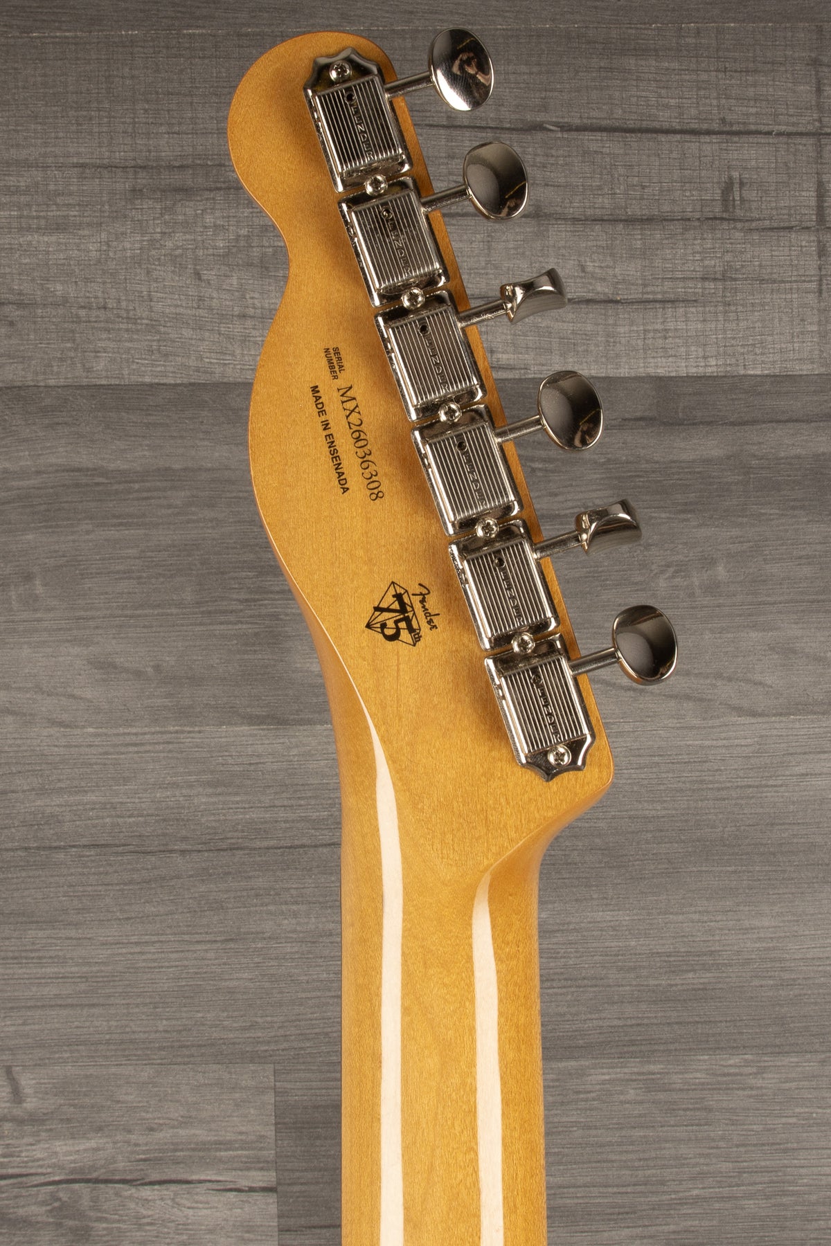 Fender Limited Edition Telecaster Vintera III Early '60s Custom Rosewood Fingerboard 3-Color Sunburst