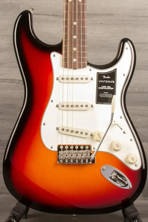 Fender Vintera® III Late '60s Stratocaster®, Rosewood Fingerboard, 3 Tone Sunburst - MusicStreet
