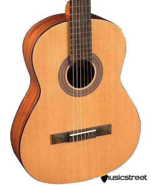 USED Admira Alba Guitar
