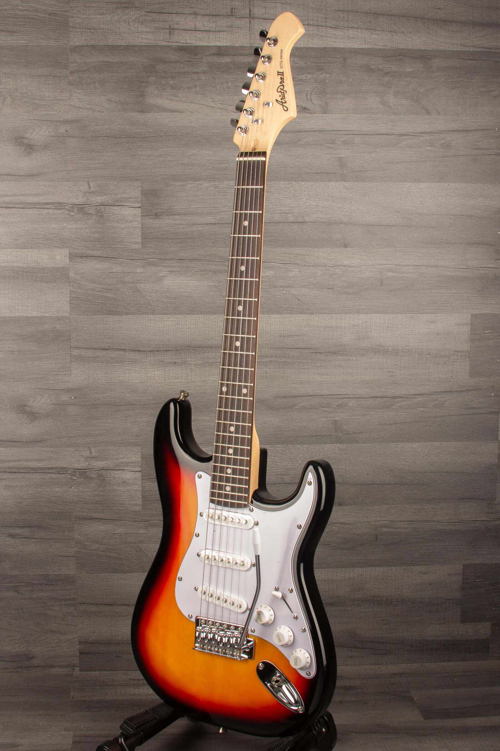 Aria STG Mini Electric Guitar - 3-Tone Sunburst