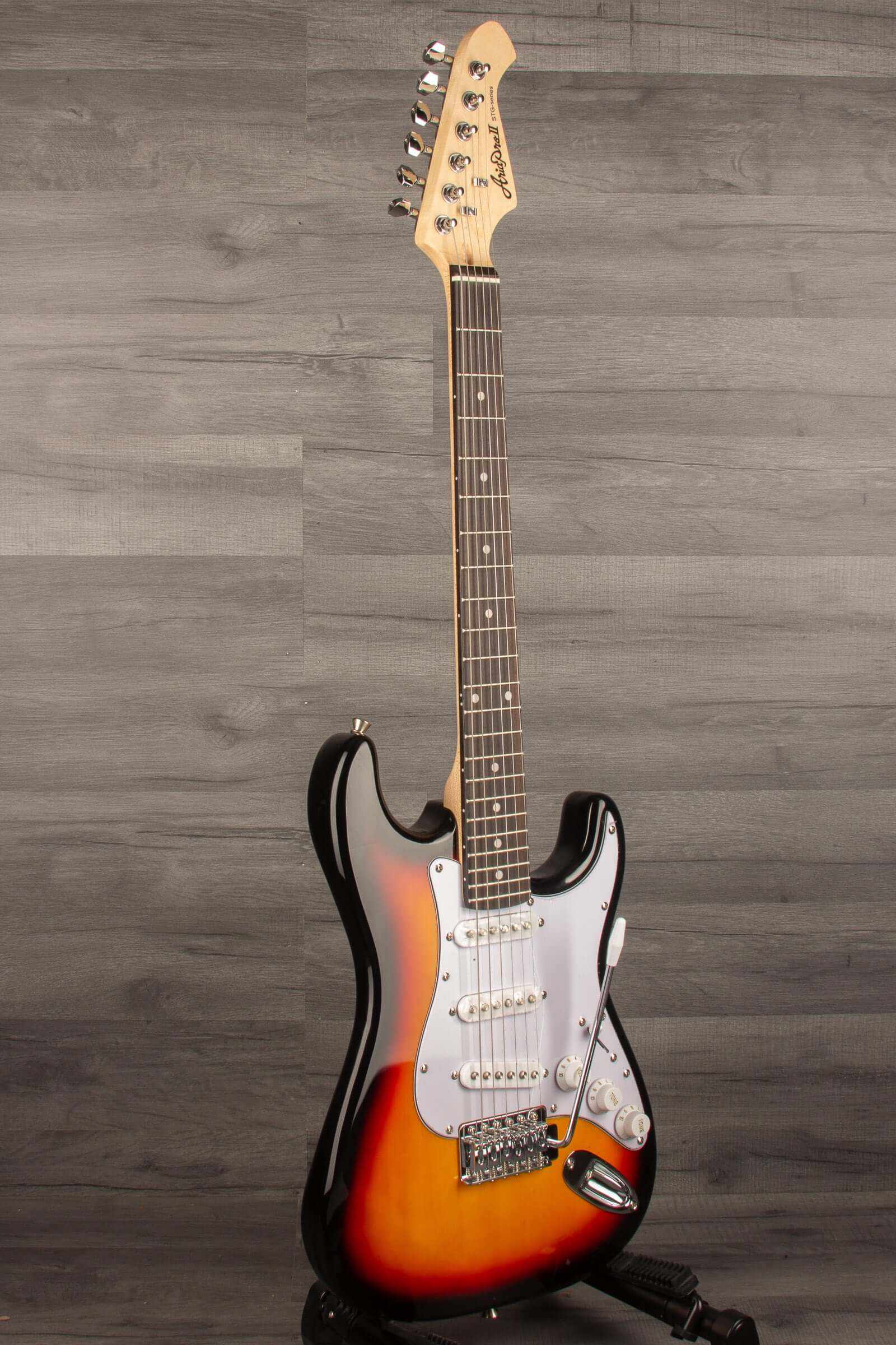 Aria STG Mini Electric Guitar - 3-Tone Sunburst
