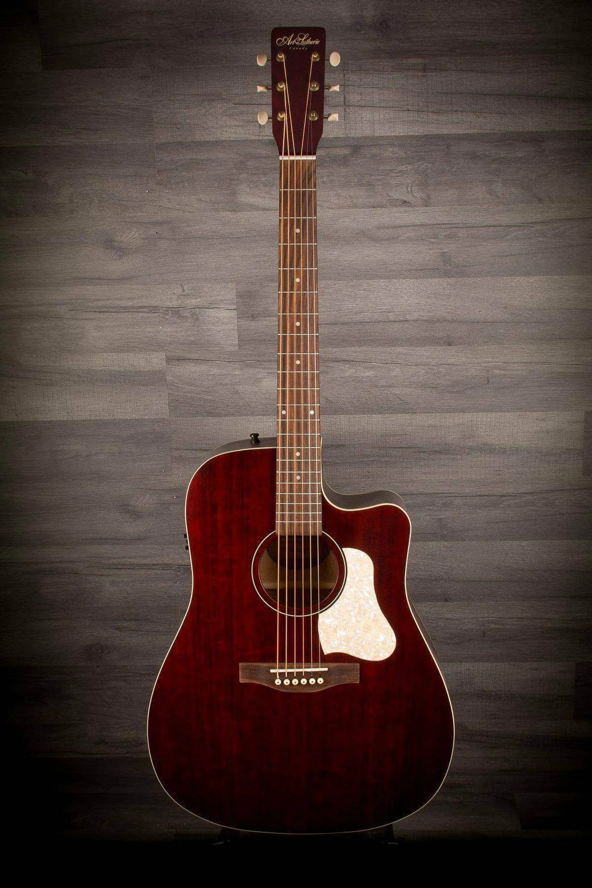 Art & Lutherie Americana Tennessee Red CW QIT