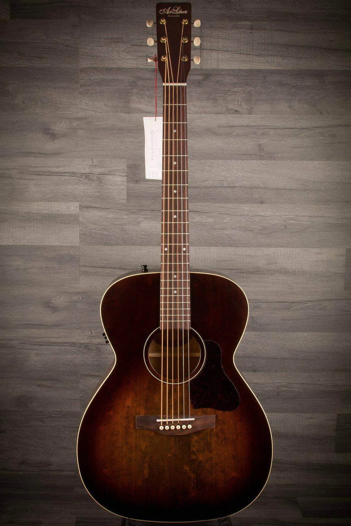 Art & Lutherie Legacy Bourbon Burst Q1T - Acoustic Guitar