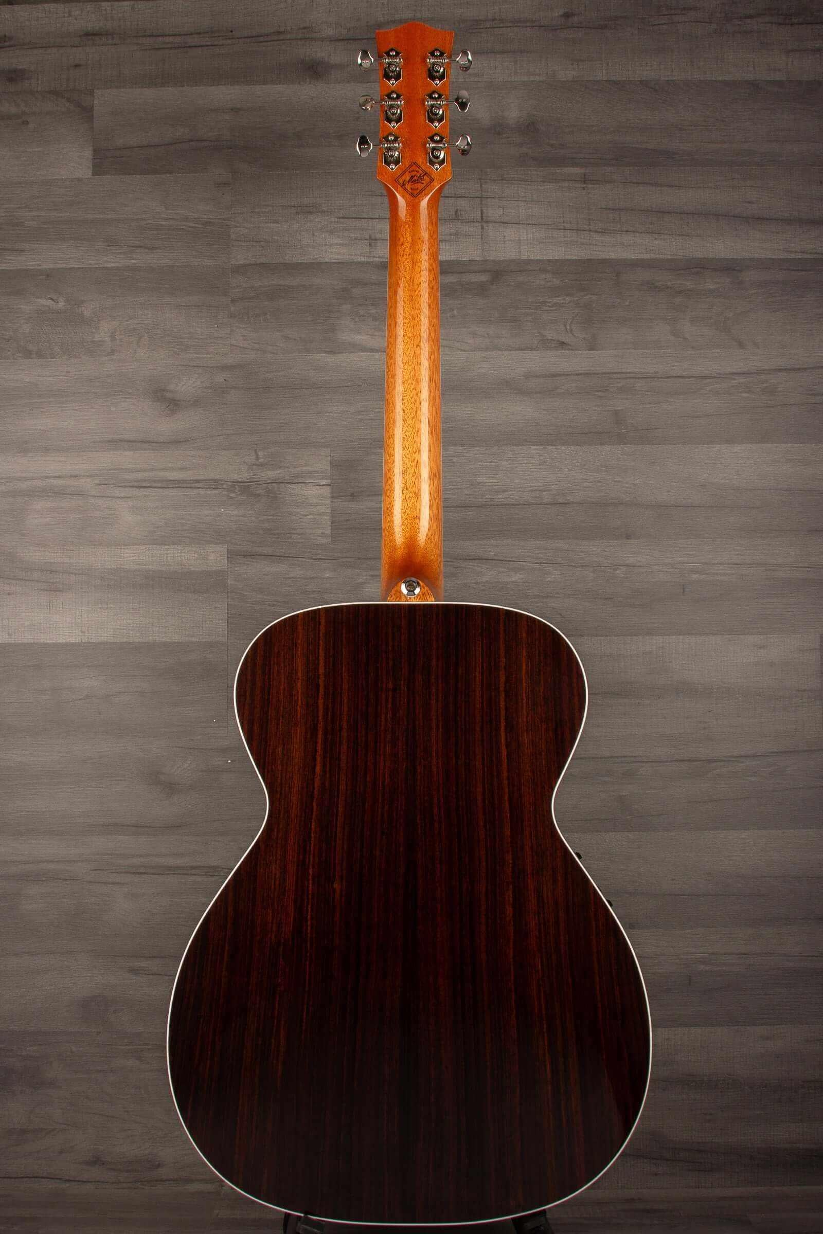 Maton Masterbuilt Classic